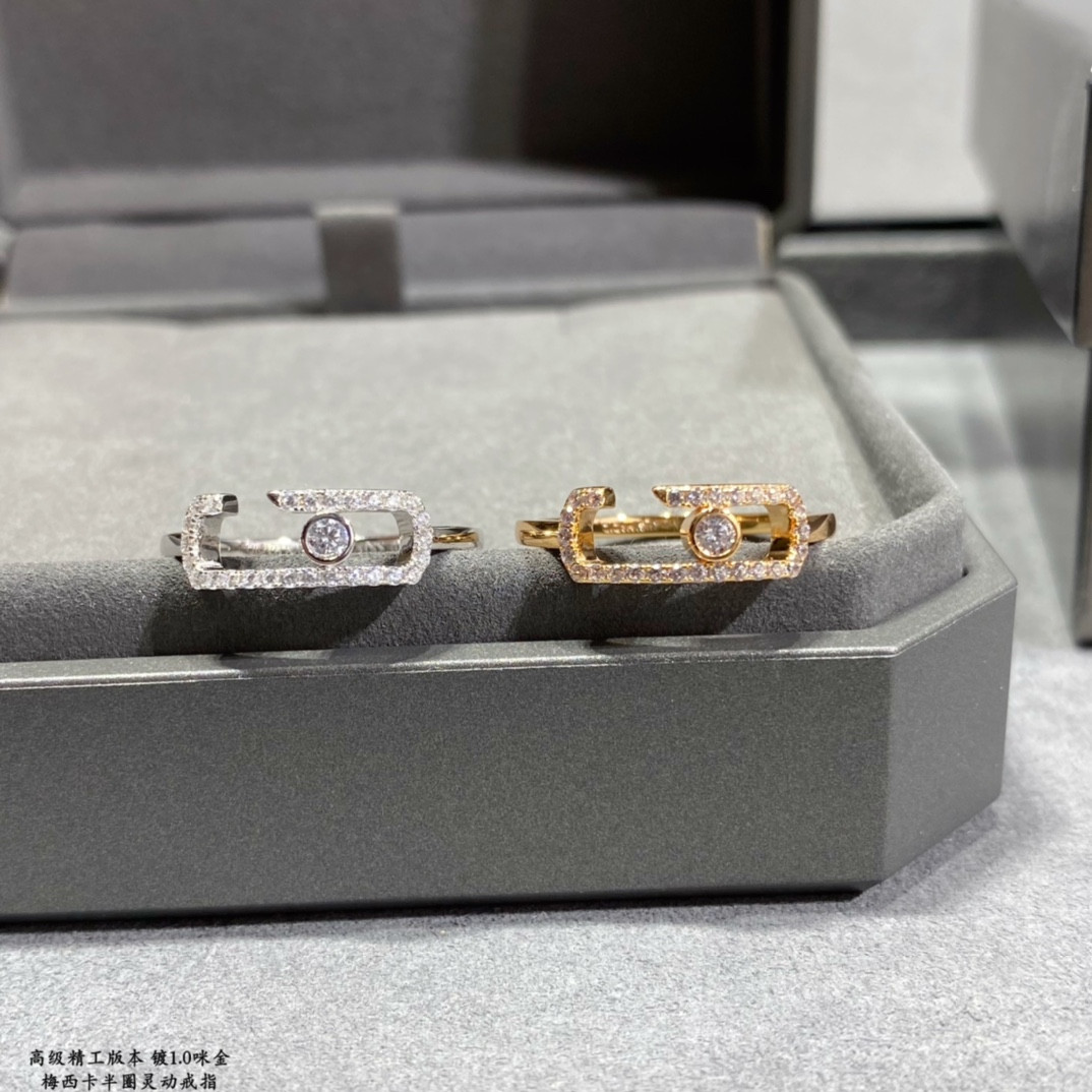 Messika Half Circle Moving Ring