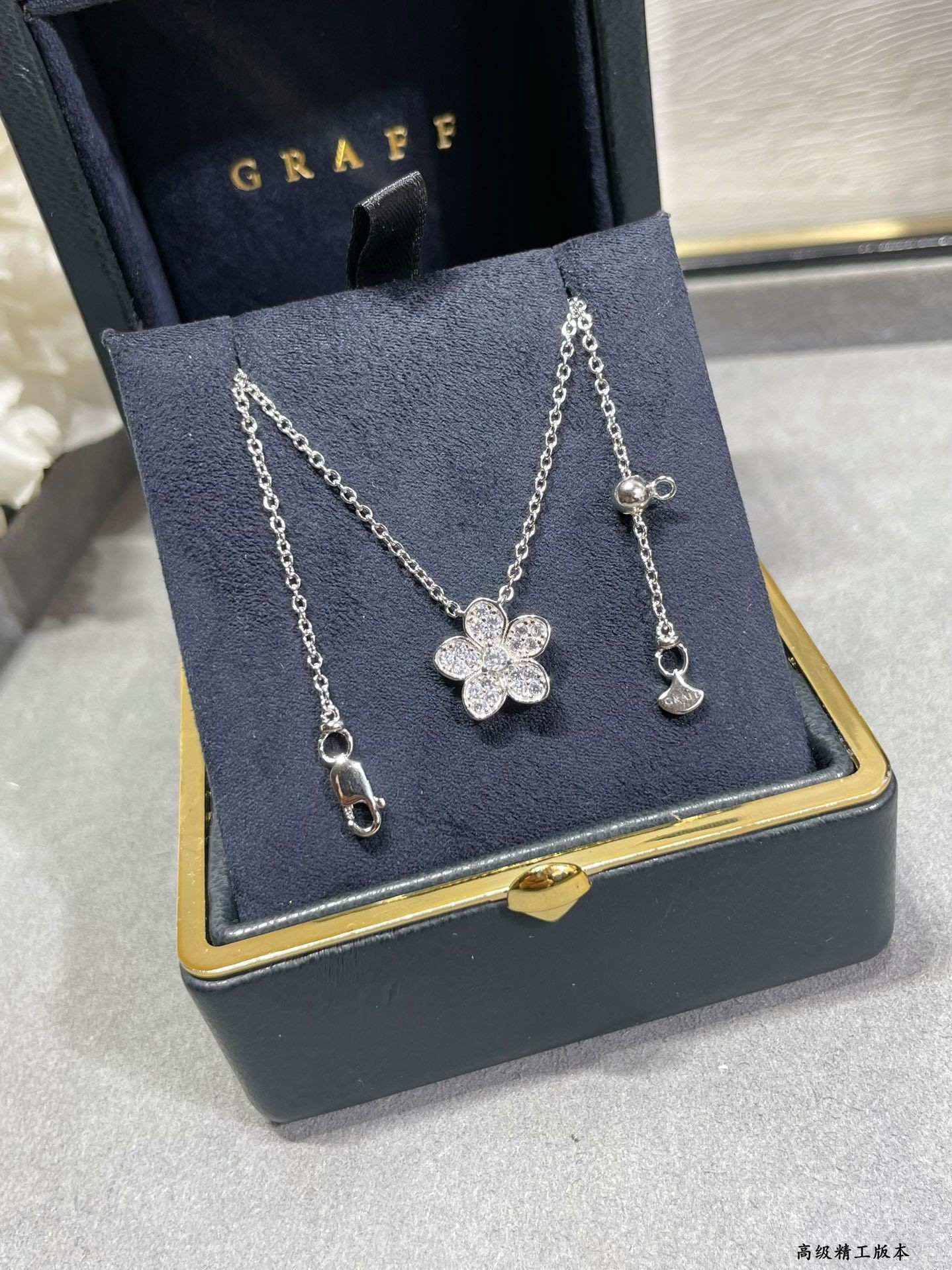 Gr*ff flower pendant necklace ag925