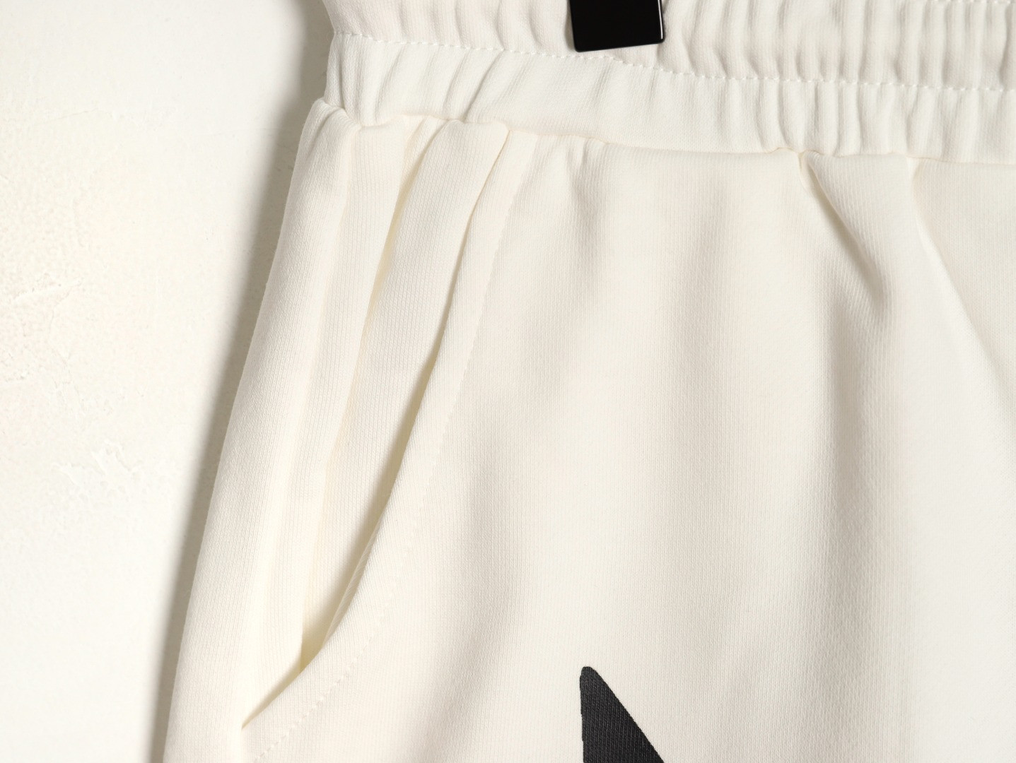 GIVENCHY 25ss shorts