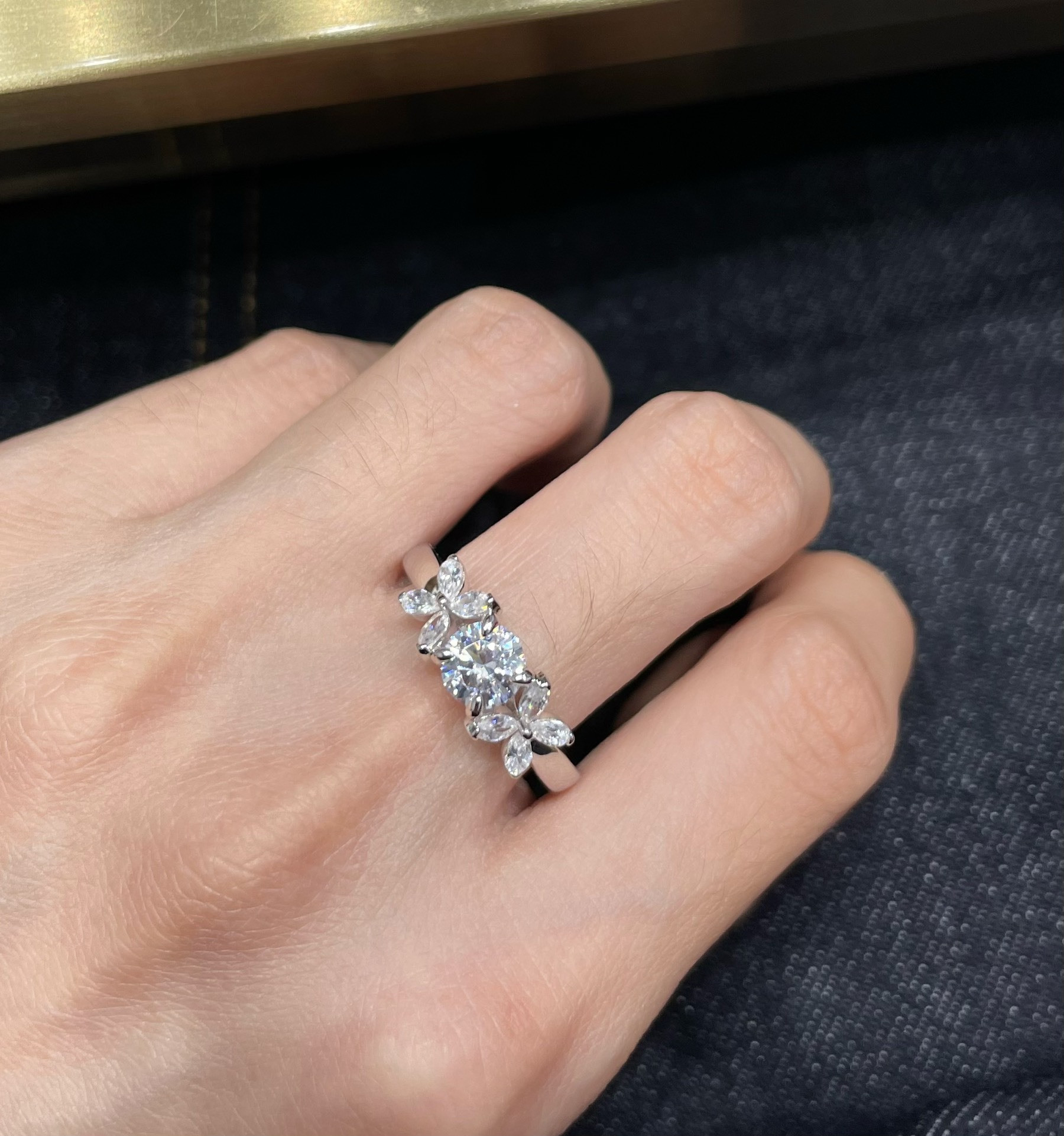 Gr*ff di*m*nd ring