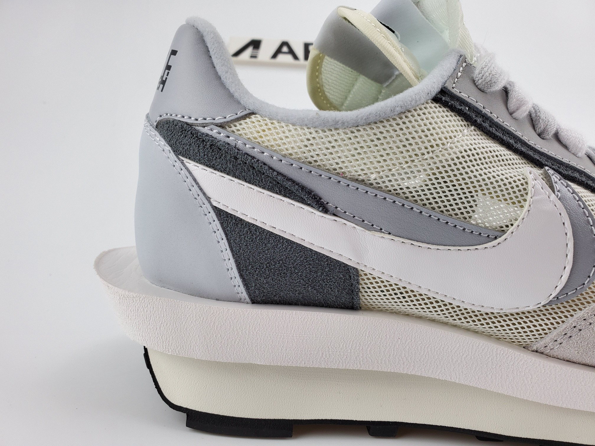 Nike LD Waffle Sacai White Grey