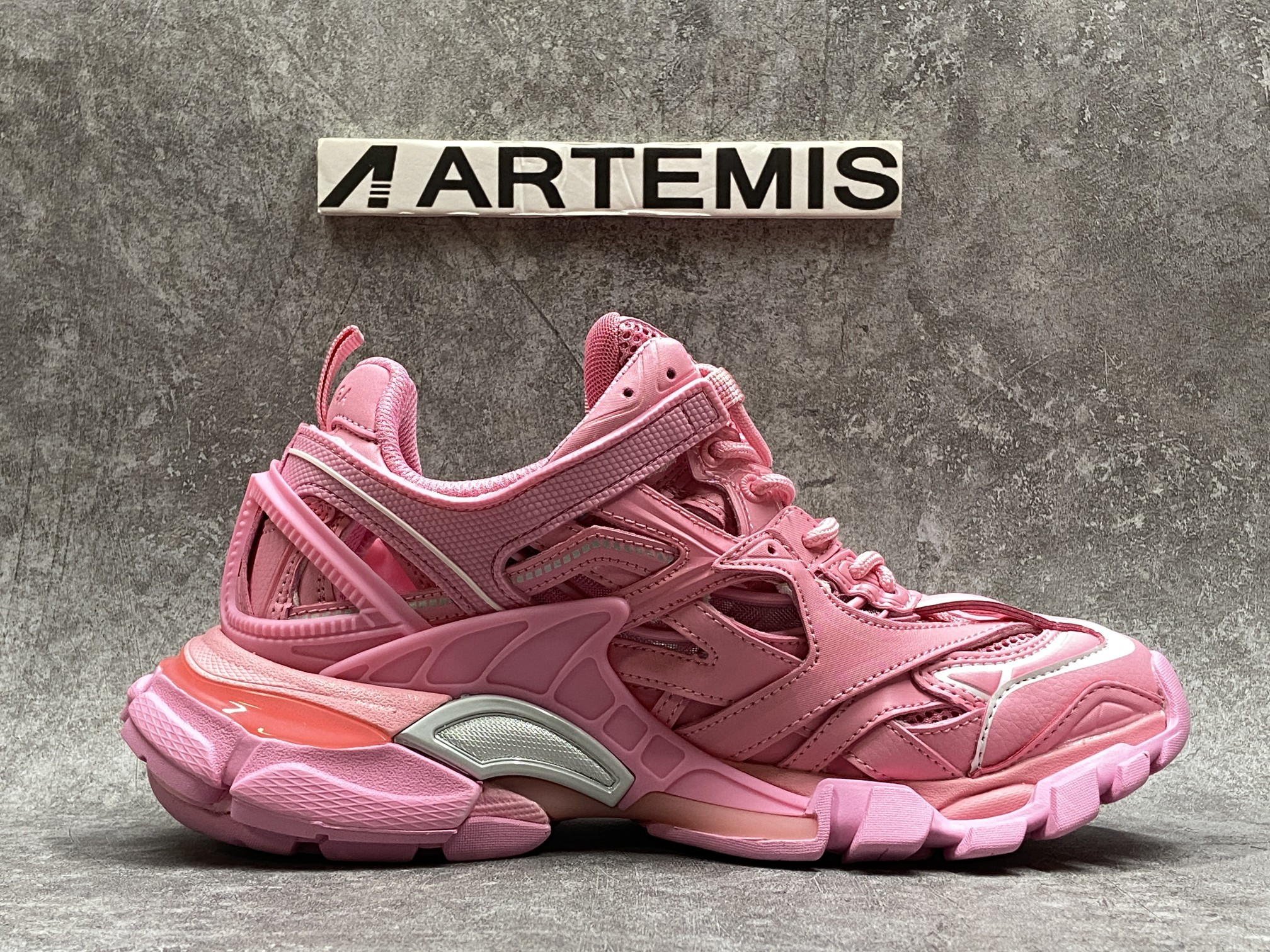 Balenciga Track Trainer Pink