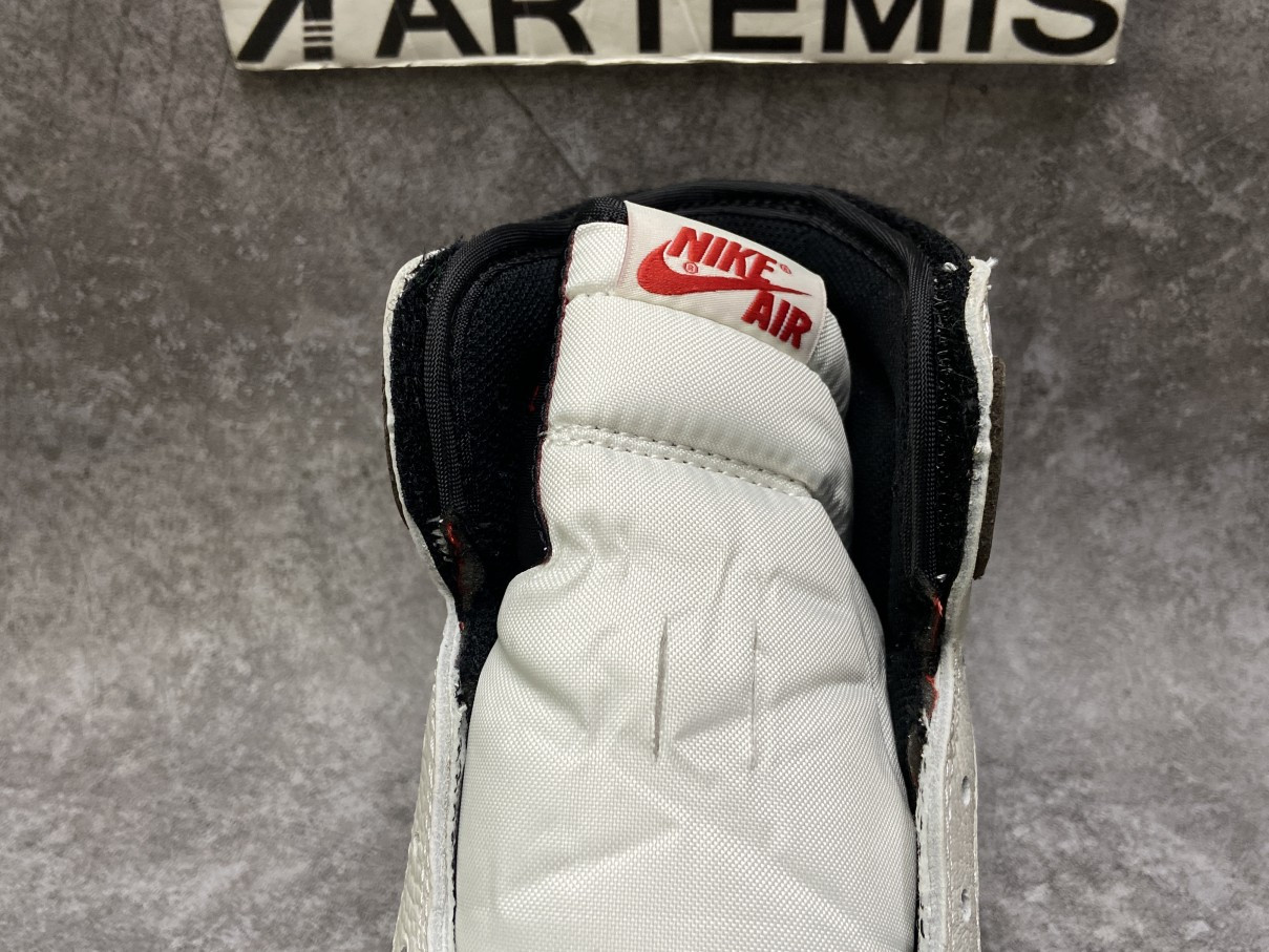 Air Jordan 1 High Travis Scott Cactus Jack 2.0