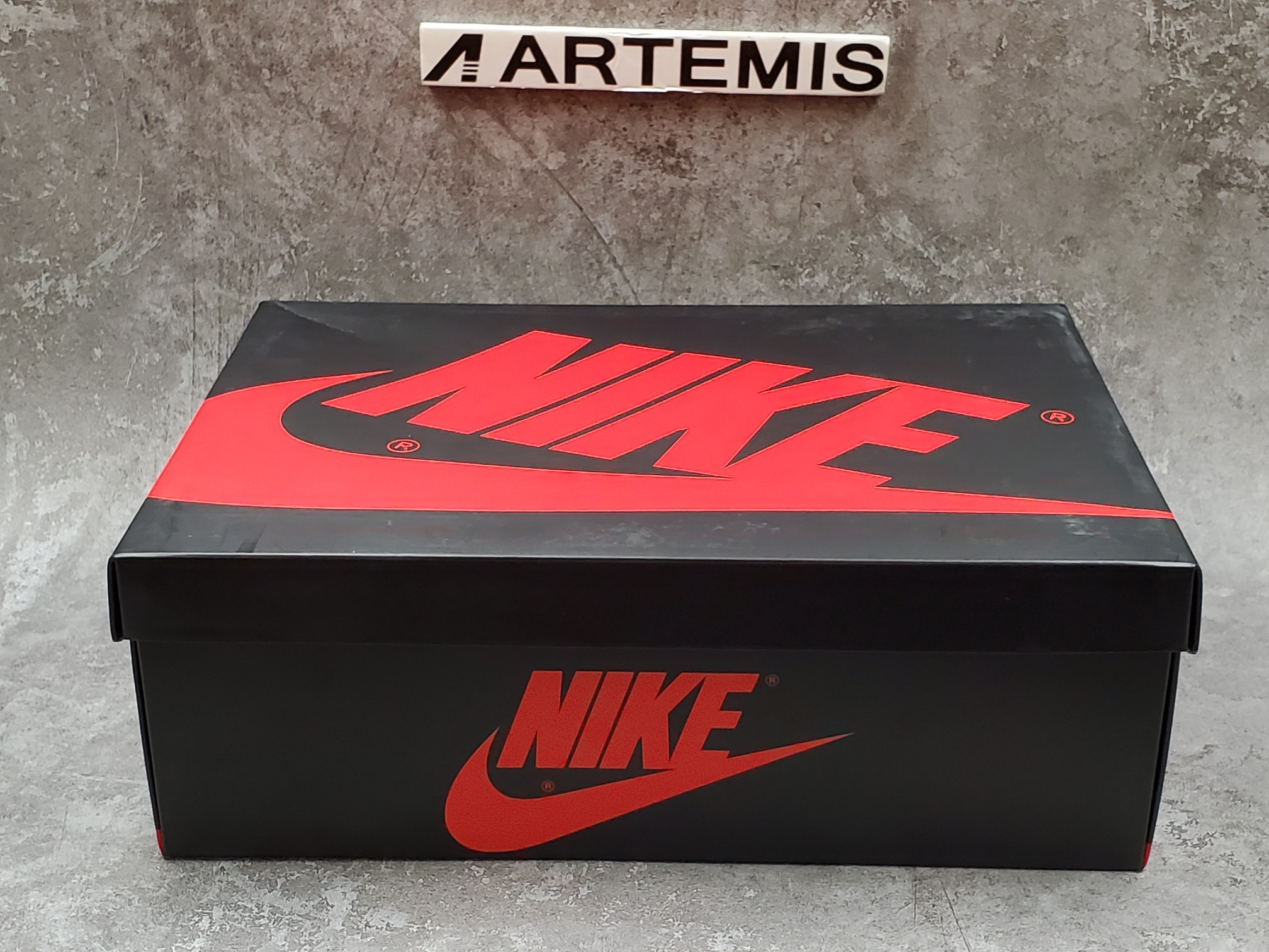 Air Jordan 1 Retro High Black Satin Gym Red