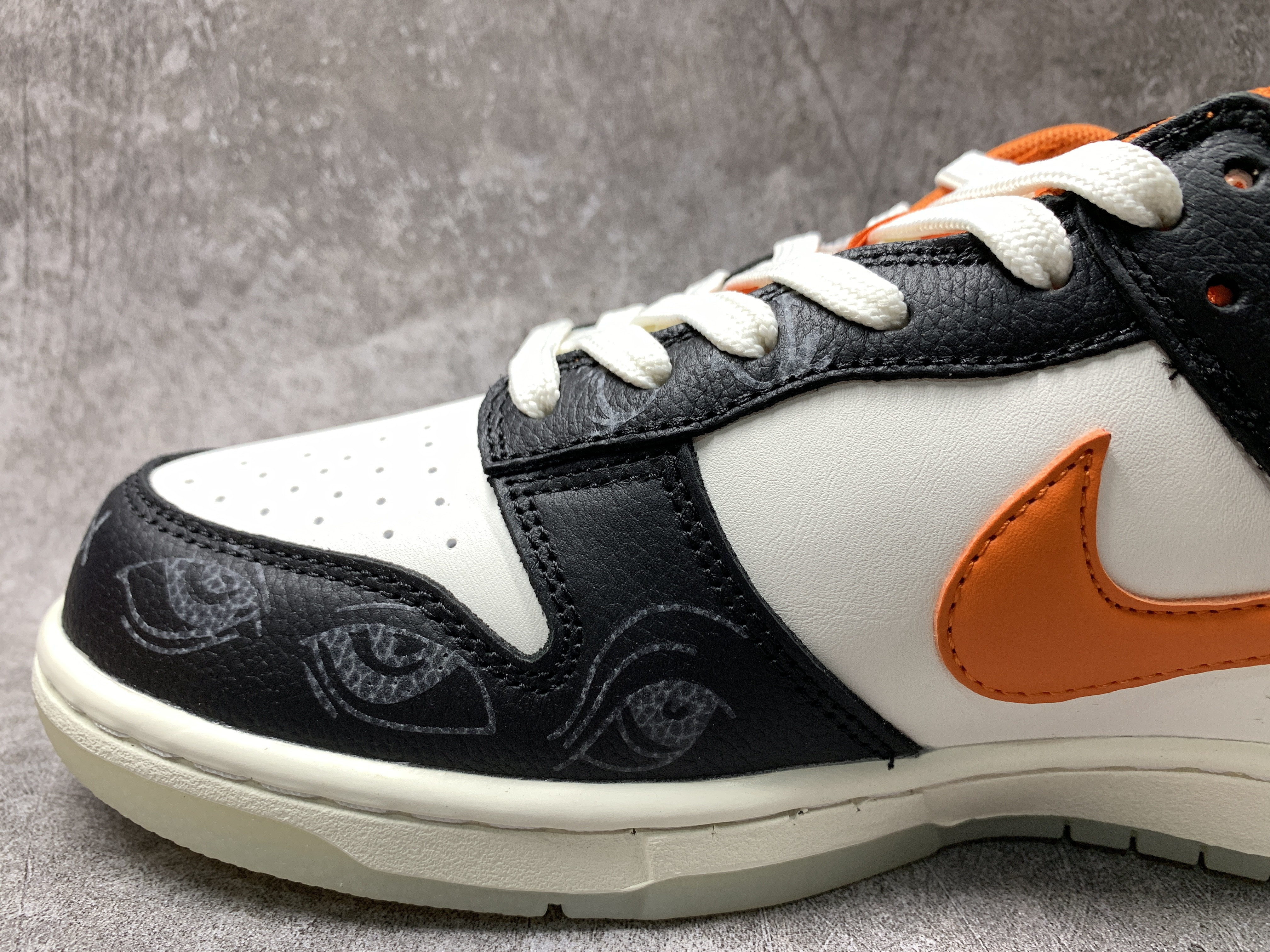 Nike Dunk Low Halloween