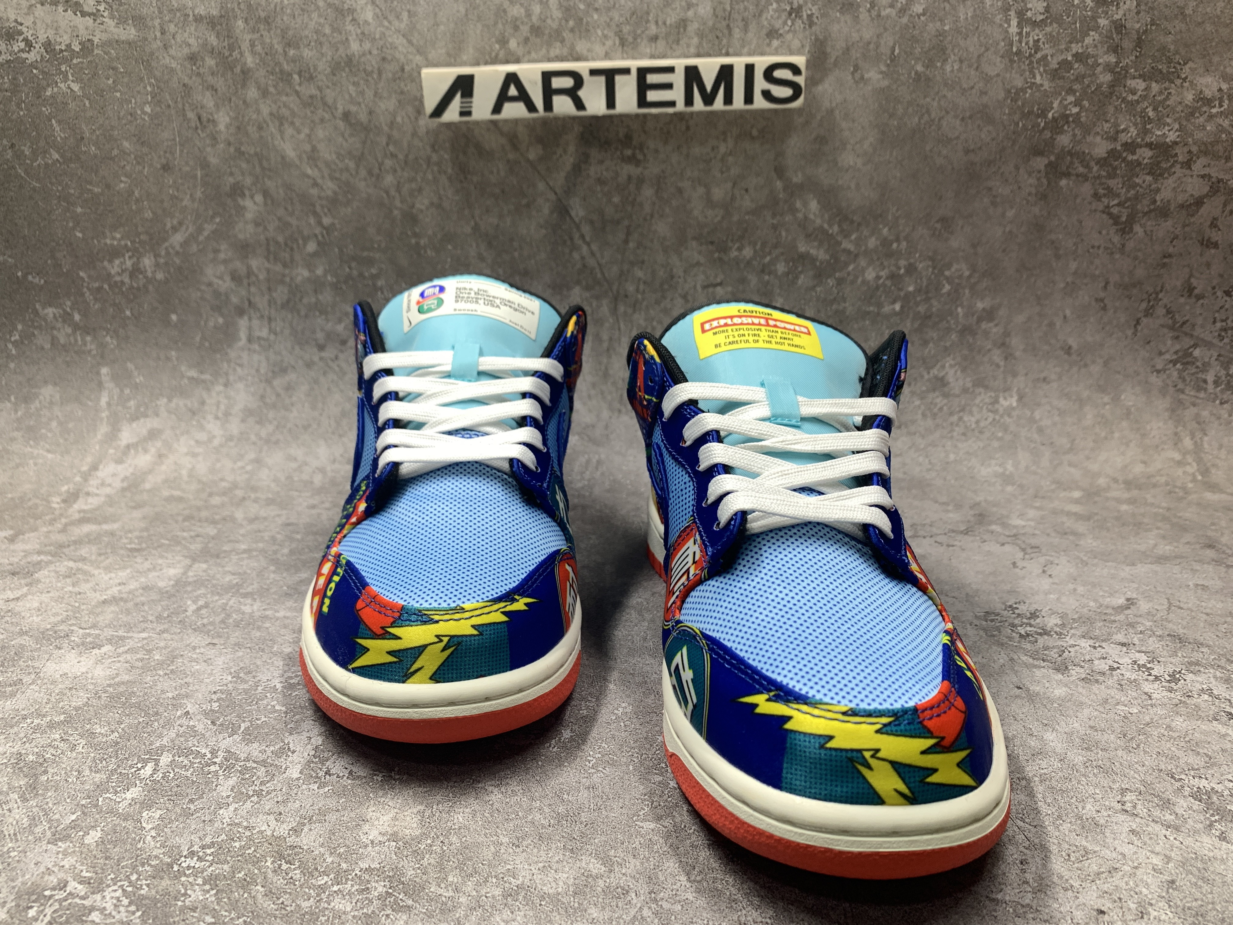 Nike Dunk Low CNY Firecracker