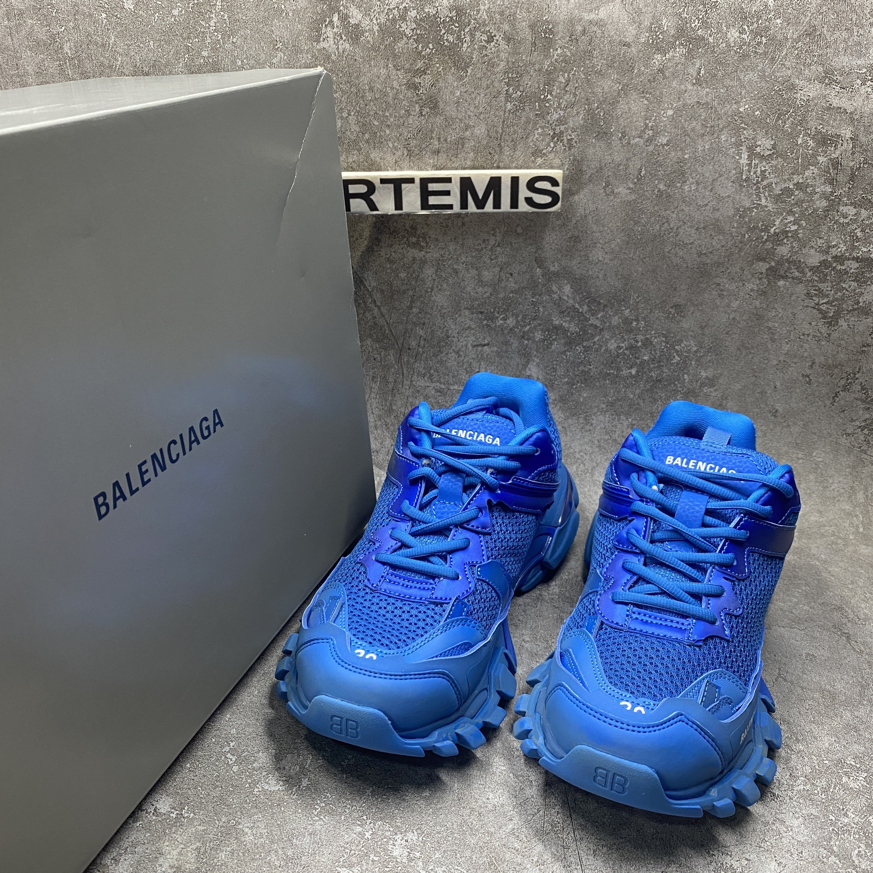 Balenciga Blue Track.3 Blue