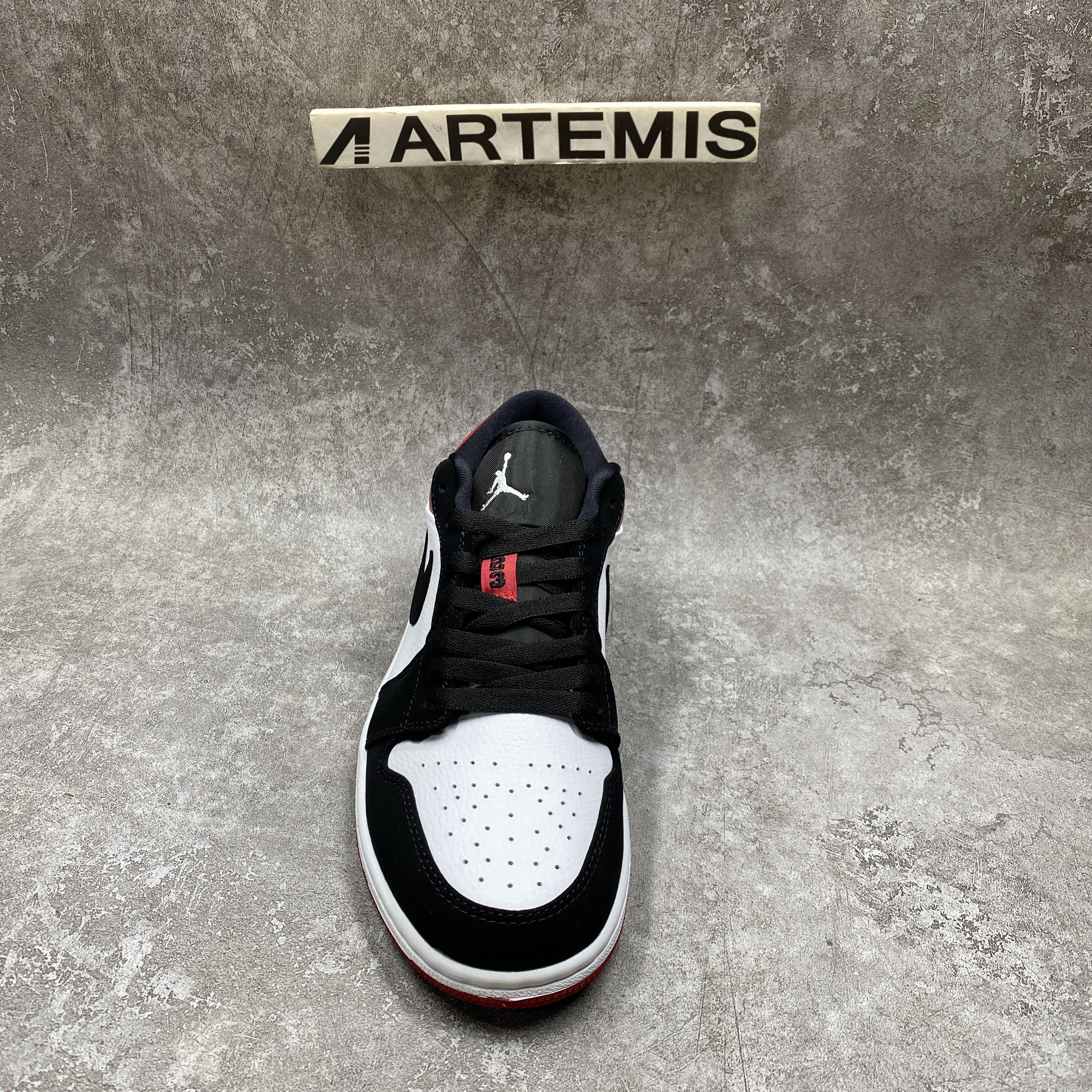 Air Jordan 1 Low Black Toe