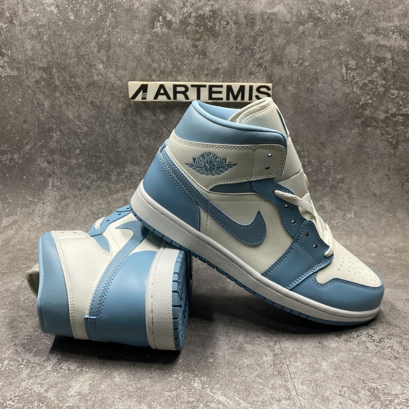 Air Jordan 1 Mid UNC (2022)
