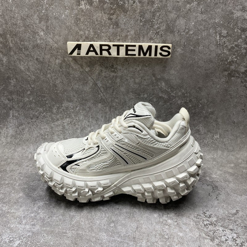 Ba*len*cia*ga defender sneaker light beige