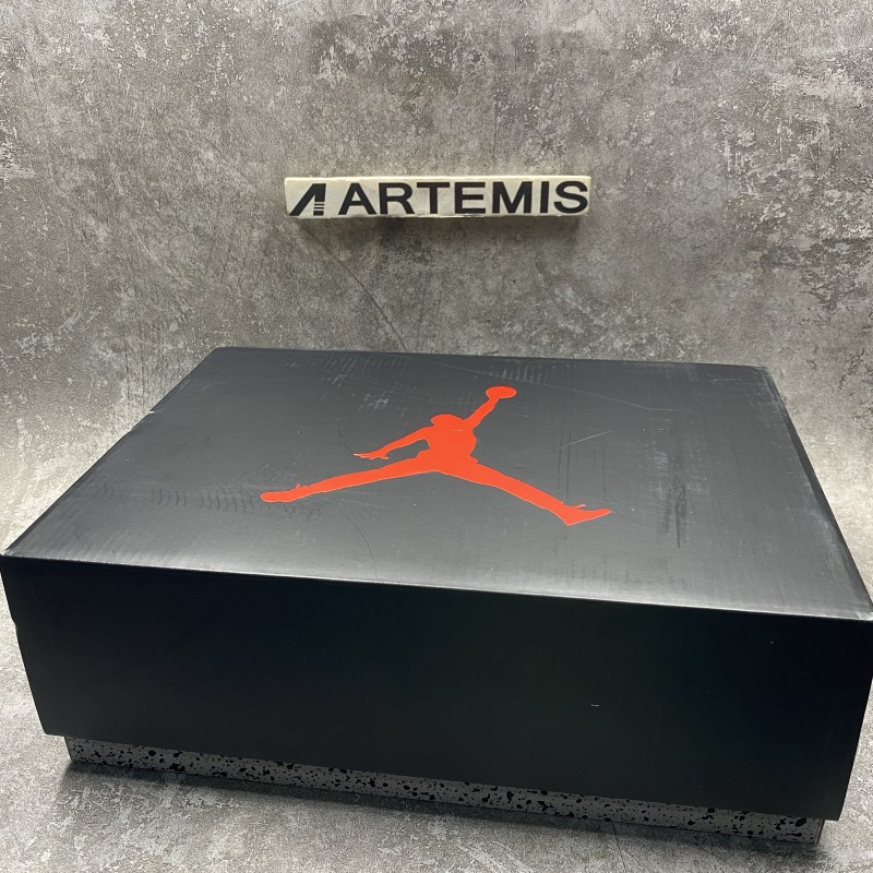 Air Jordan 6 Retro UNC