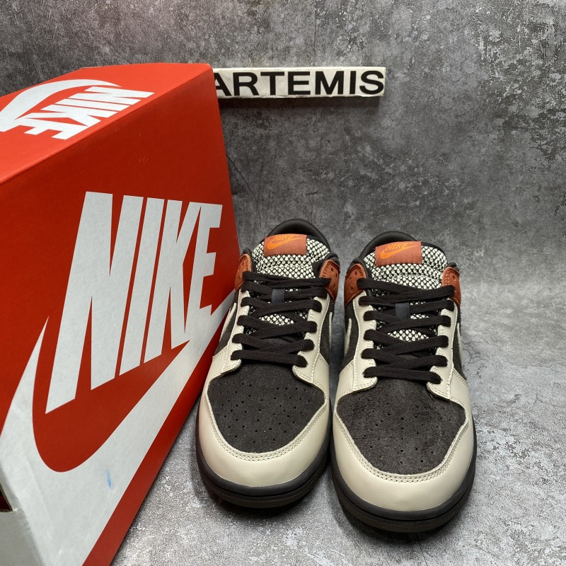 Nike Dunk Low Red Panda