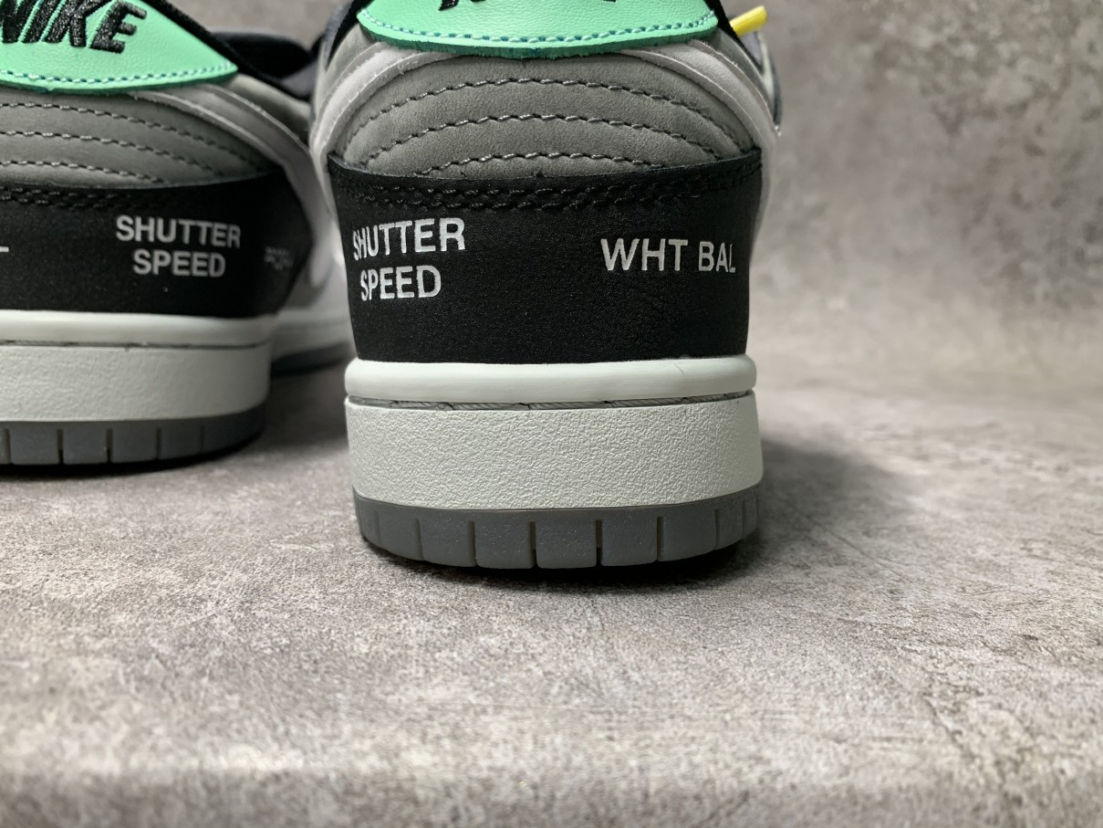 Nike SB Dunk Low VX1000