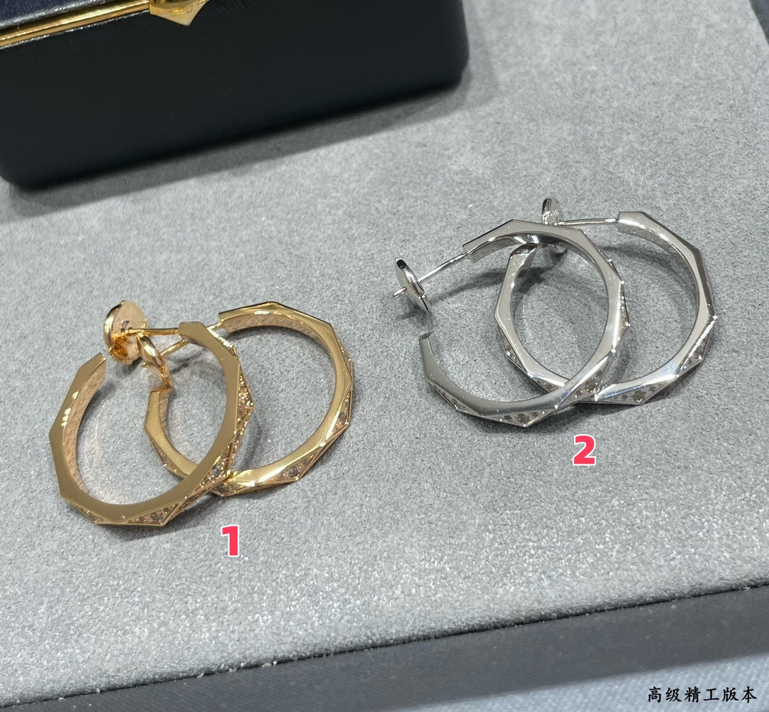 Gr*ff di*m*nd-encrusted rhombus earrings