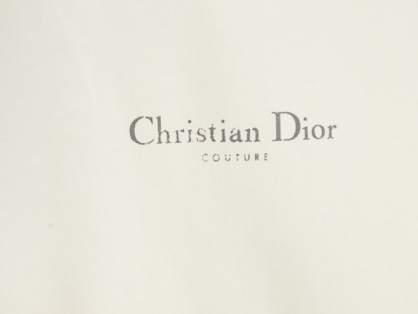 D*or long-sleeved t-shirt