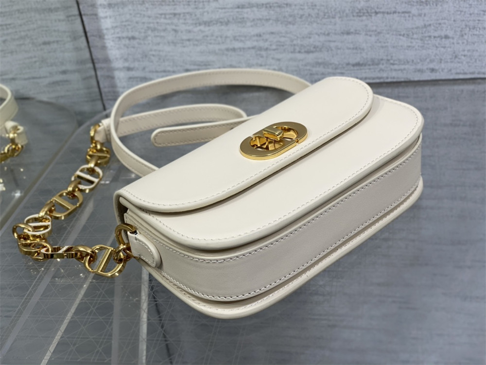 SMALL 30 MONTAIGNE AVENUE BAG WHITE Box Calfskin
