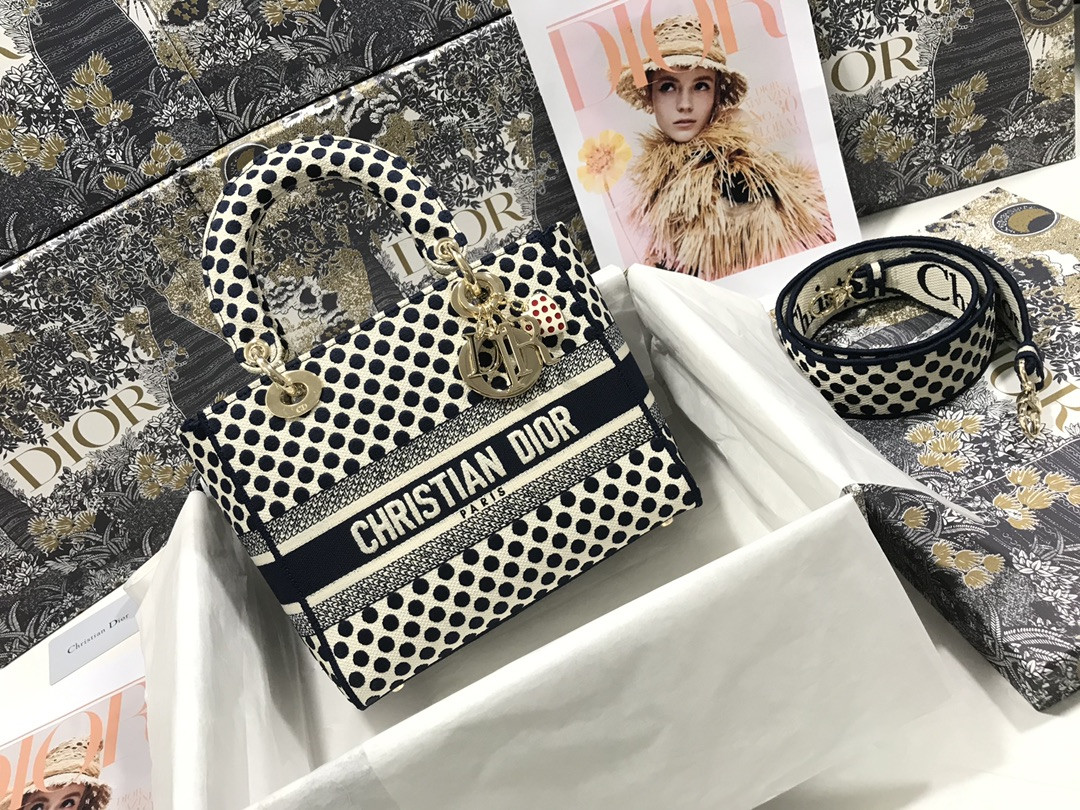 medium D*or lady d-lite bag polka dots  24 x 20 x 11 cm