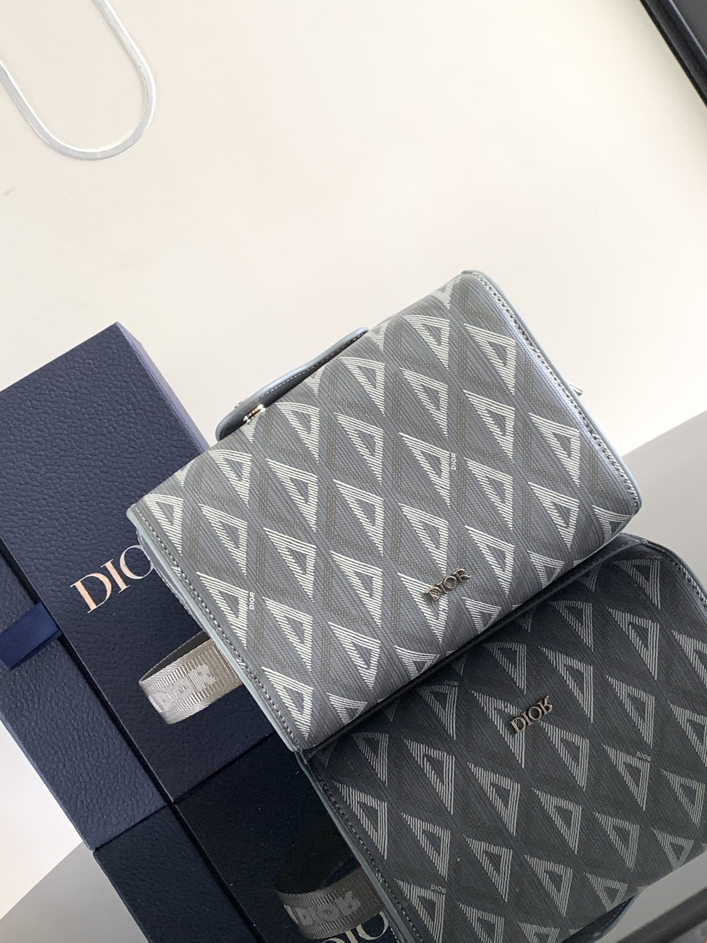 D*or lingot toiletry bag gray mirage technical fabric 8.5 x 5 x 4 inches