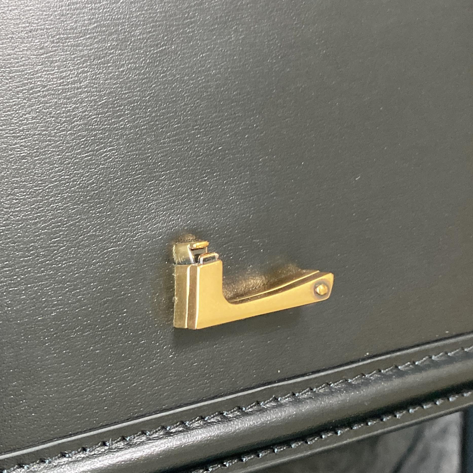 y*l solferino medium satchel in box Sa**t Lau*nt black 9.1 x 6.3 x 2.4 inches