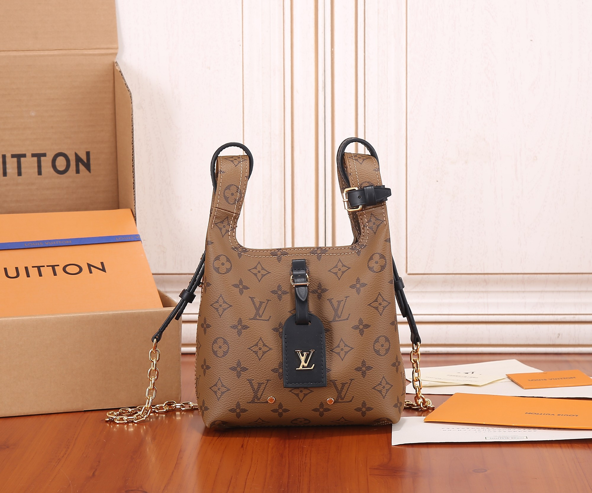 LV Atlantis BB M46816 17x17x17cm