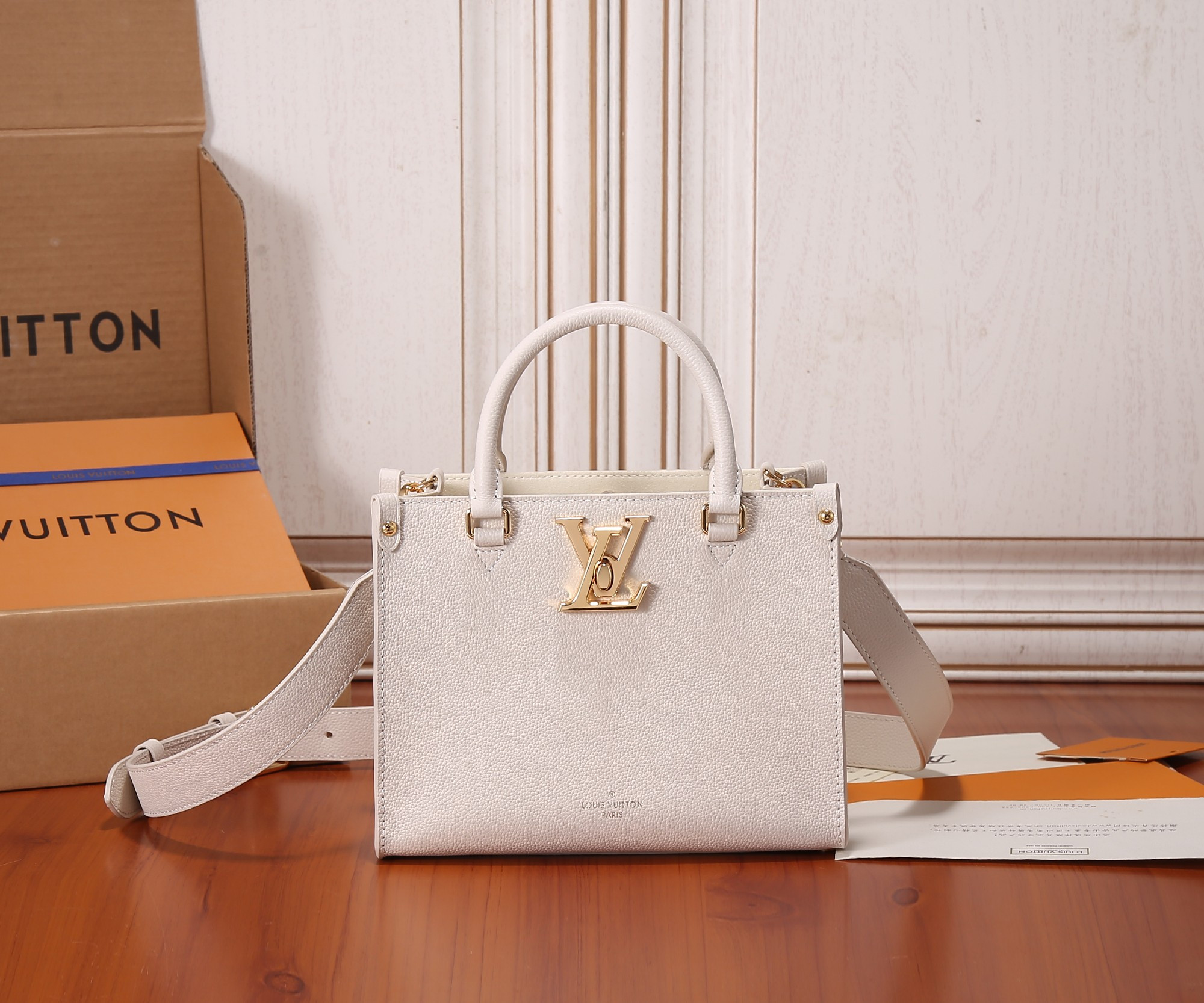 LV M23637 Lock & Go 9.6 x 7.5 x 4.1 inches