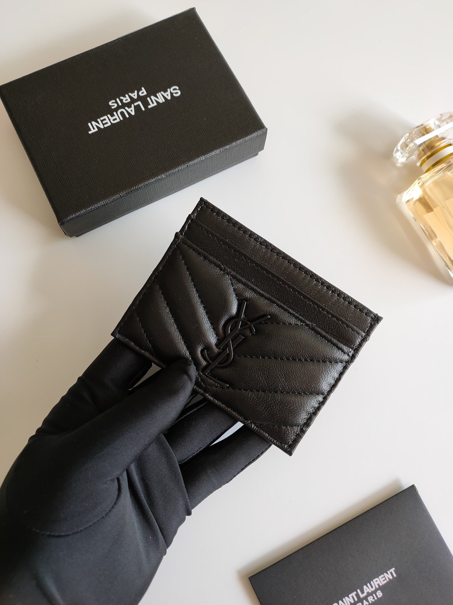 Y*L card holder 10.5×7.5×0.5cm