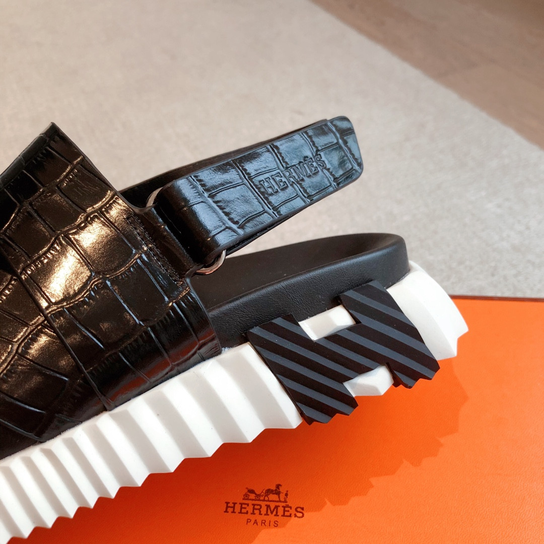 ua H**me5 electric sandal