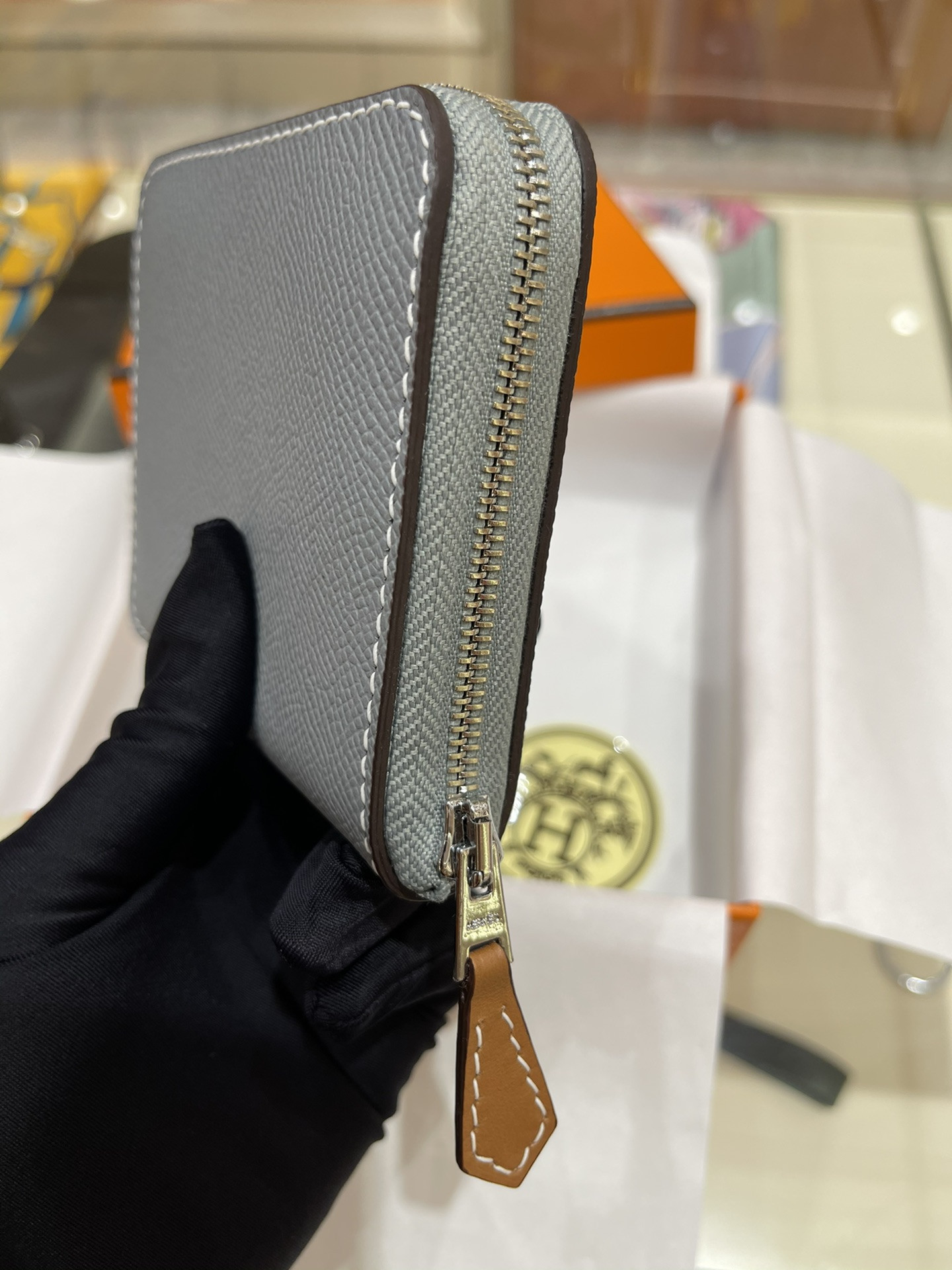 H**me5 wallet 11.5x2x9.5cm