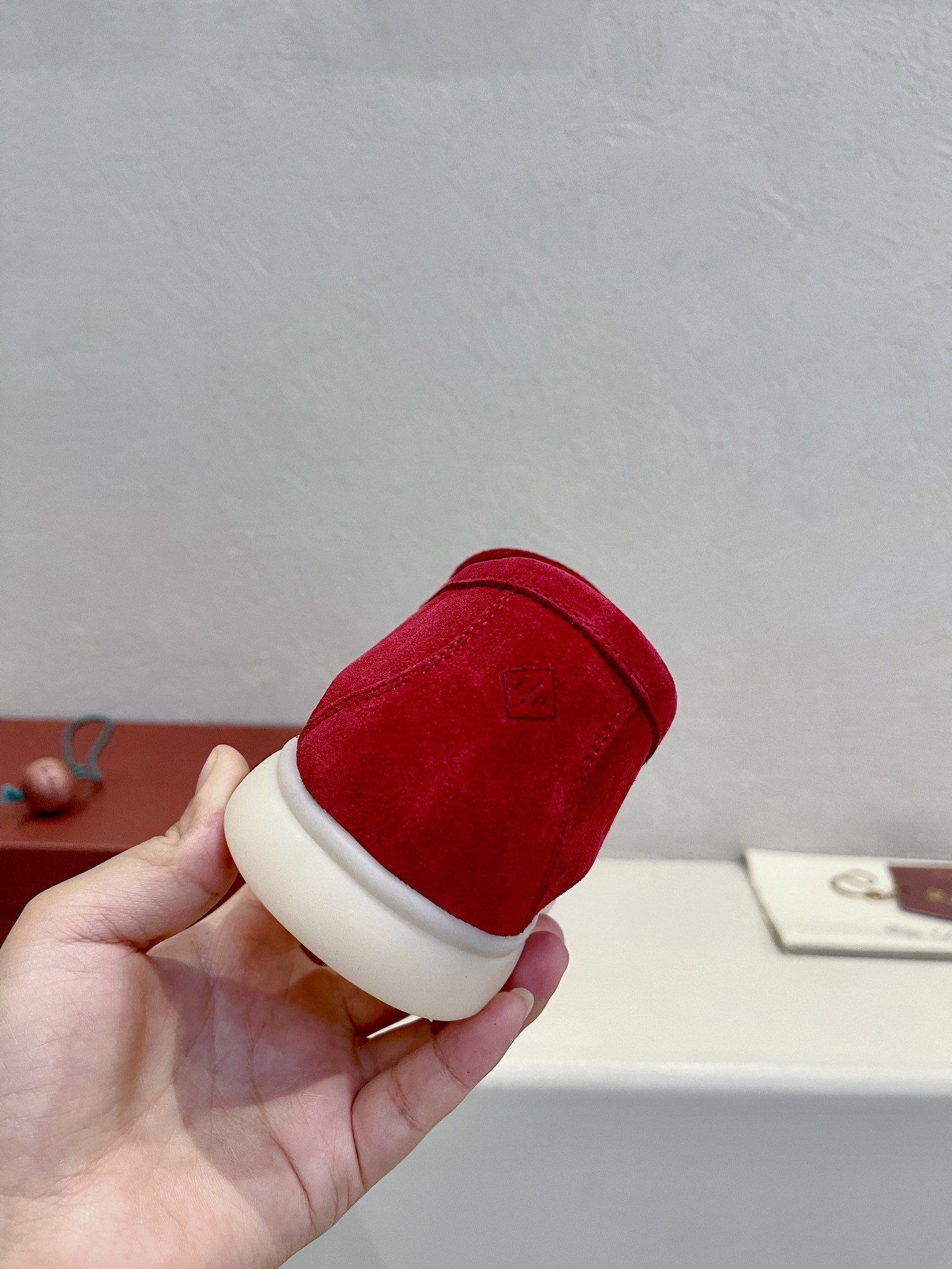 ua L**o p*ana summer walk loafers