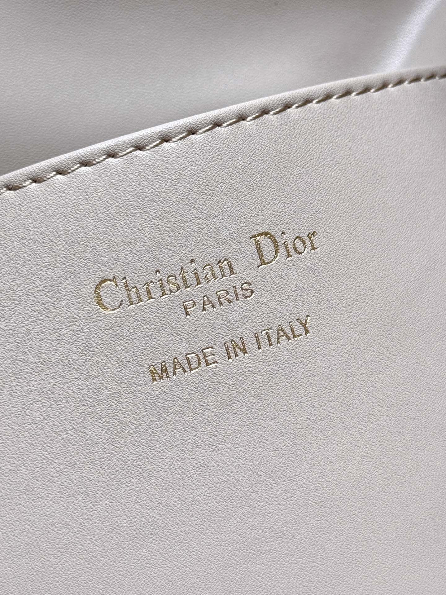 D*or caro backpack medium 23 x 26.7 x 12.5 cm