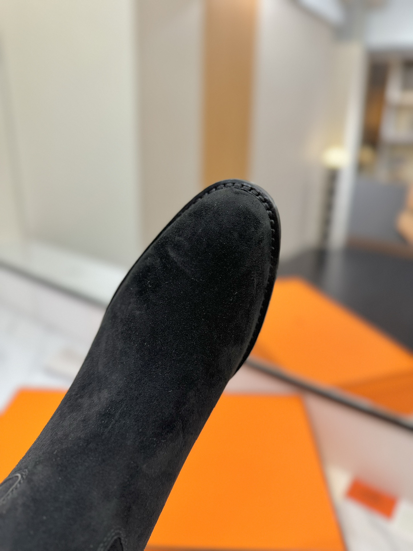 ua H**me5 jumping boots