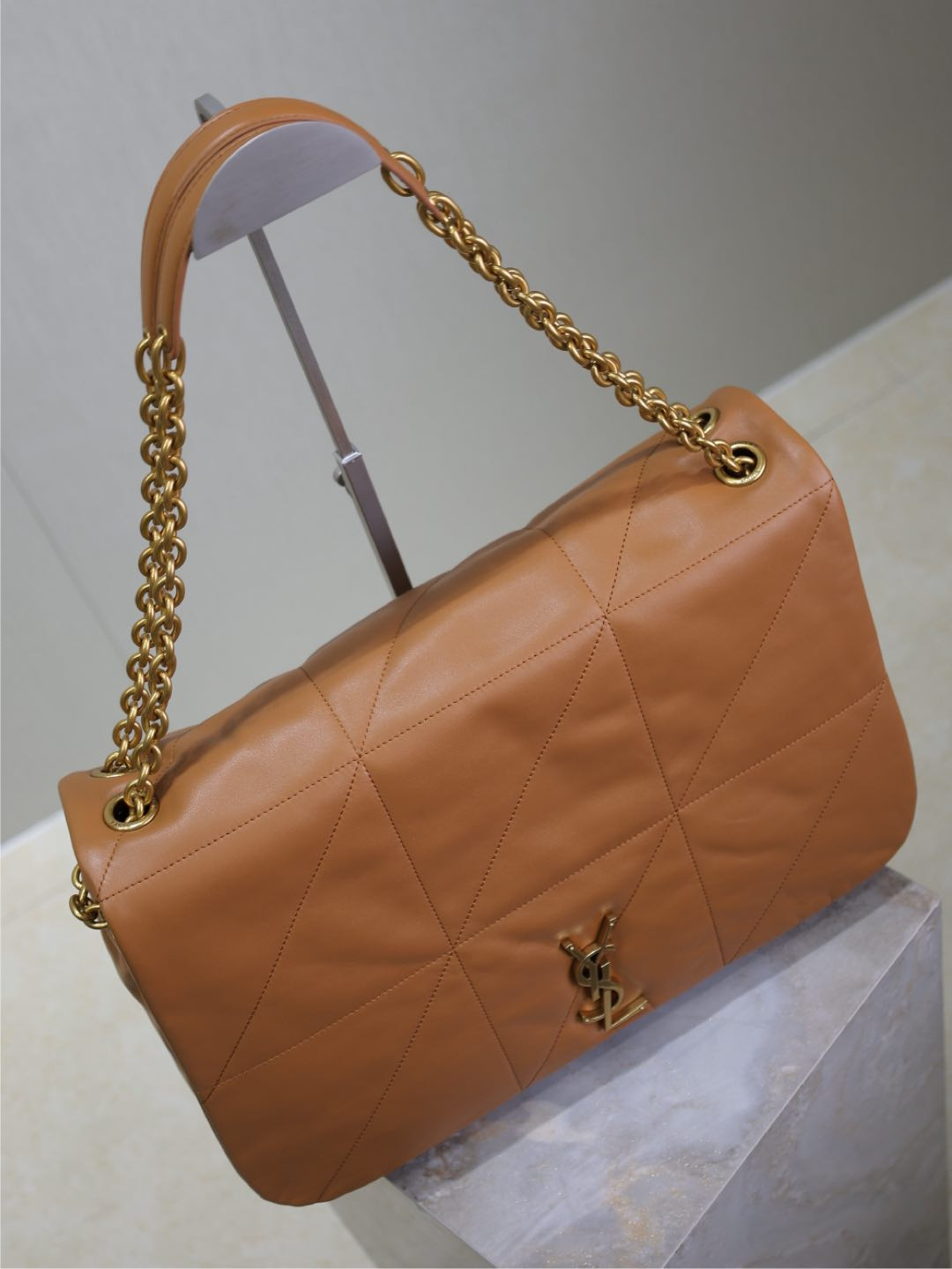 Y*L large jamie 4.3 in lambskin 43x29x9cm