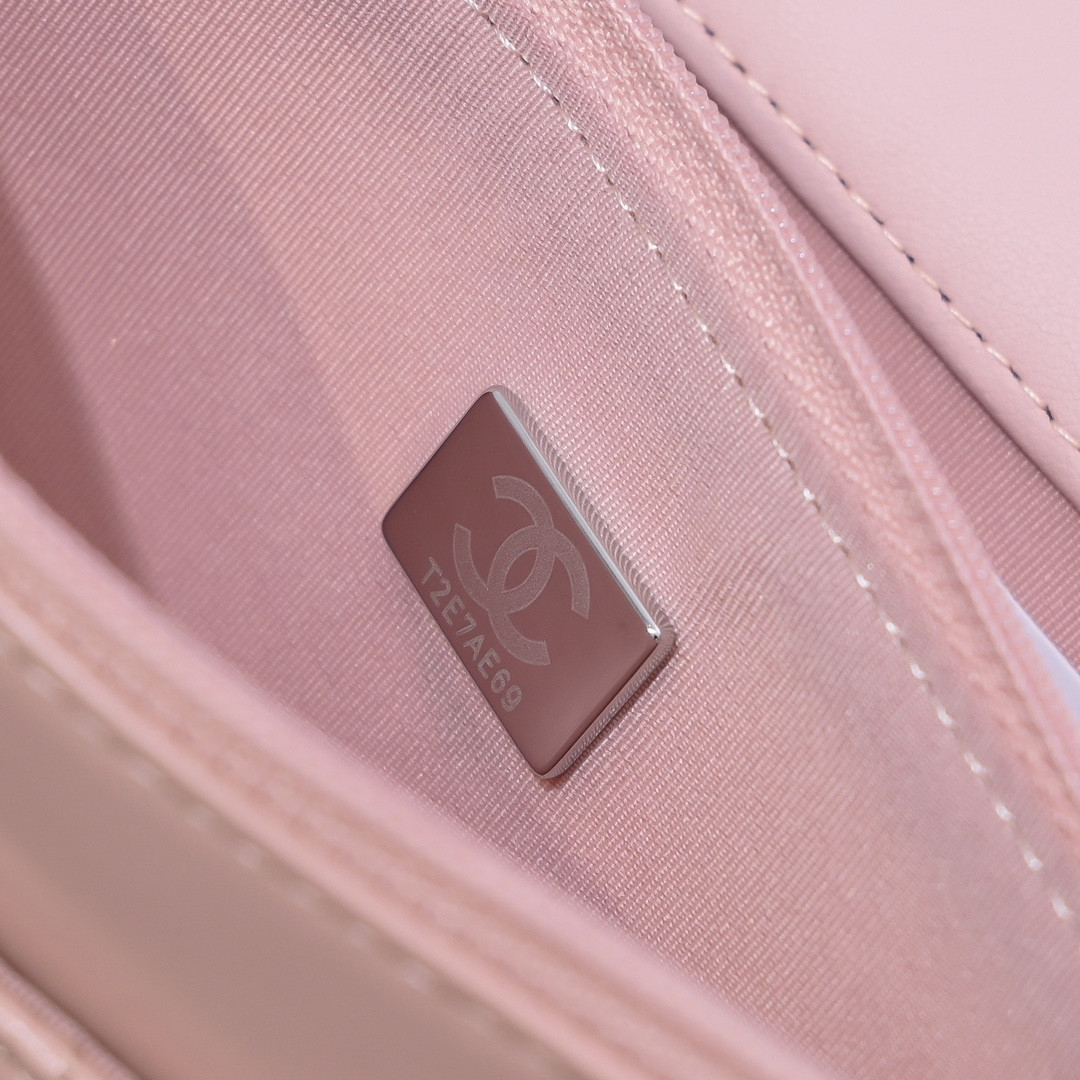 Ch*el clutch with chain 19x12x3.5cm