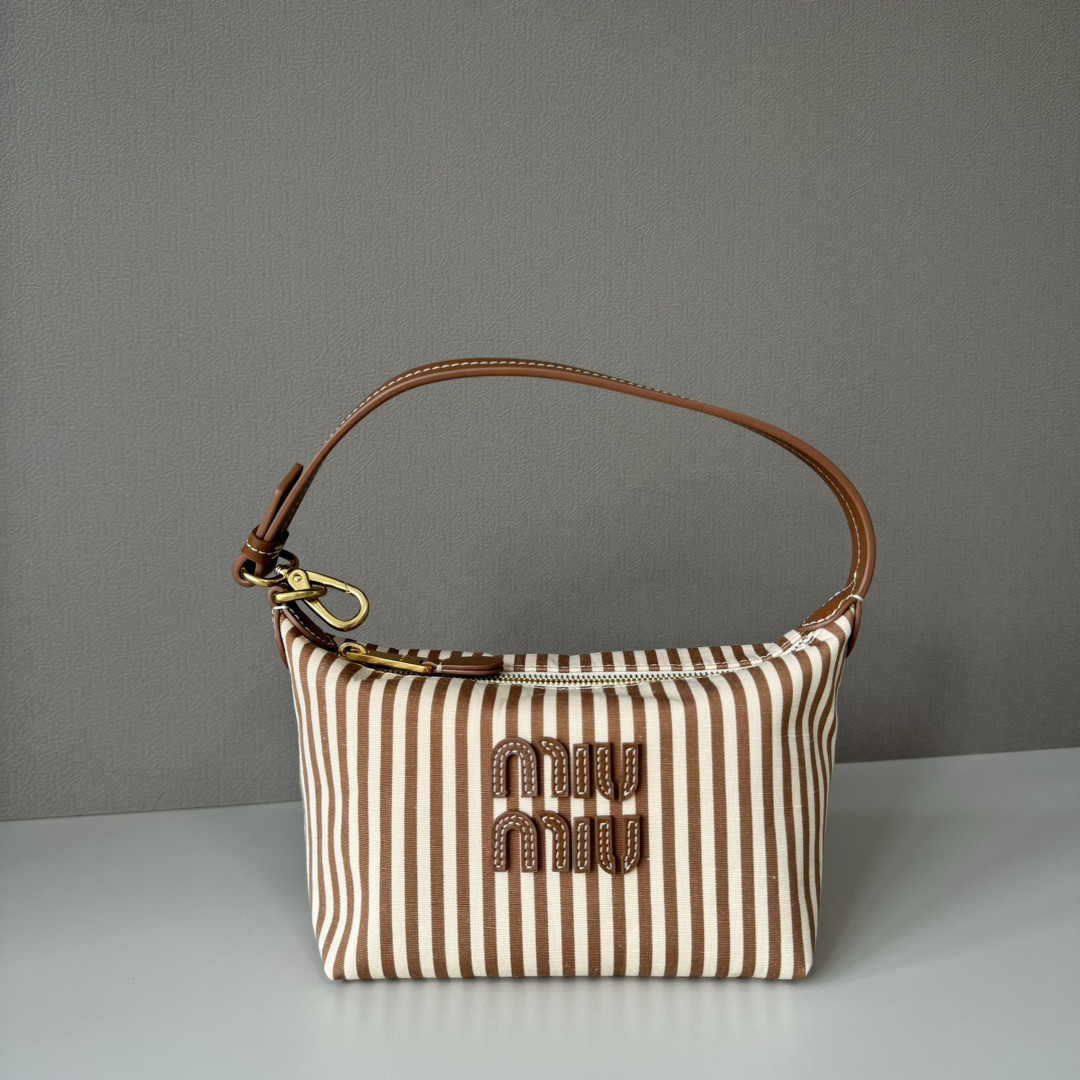 Miu Miu Jacquard fabric pouch with logo 14x18.5x10cm