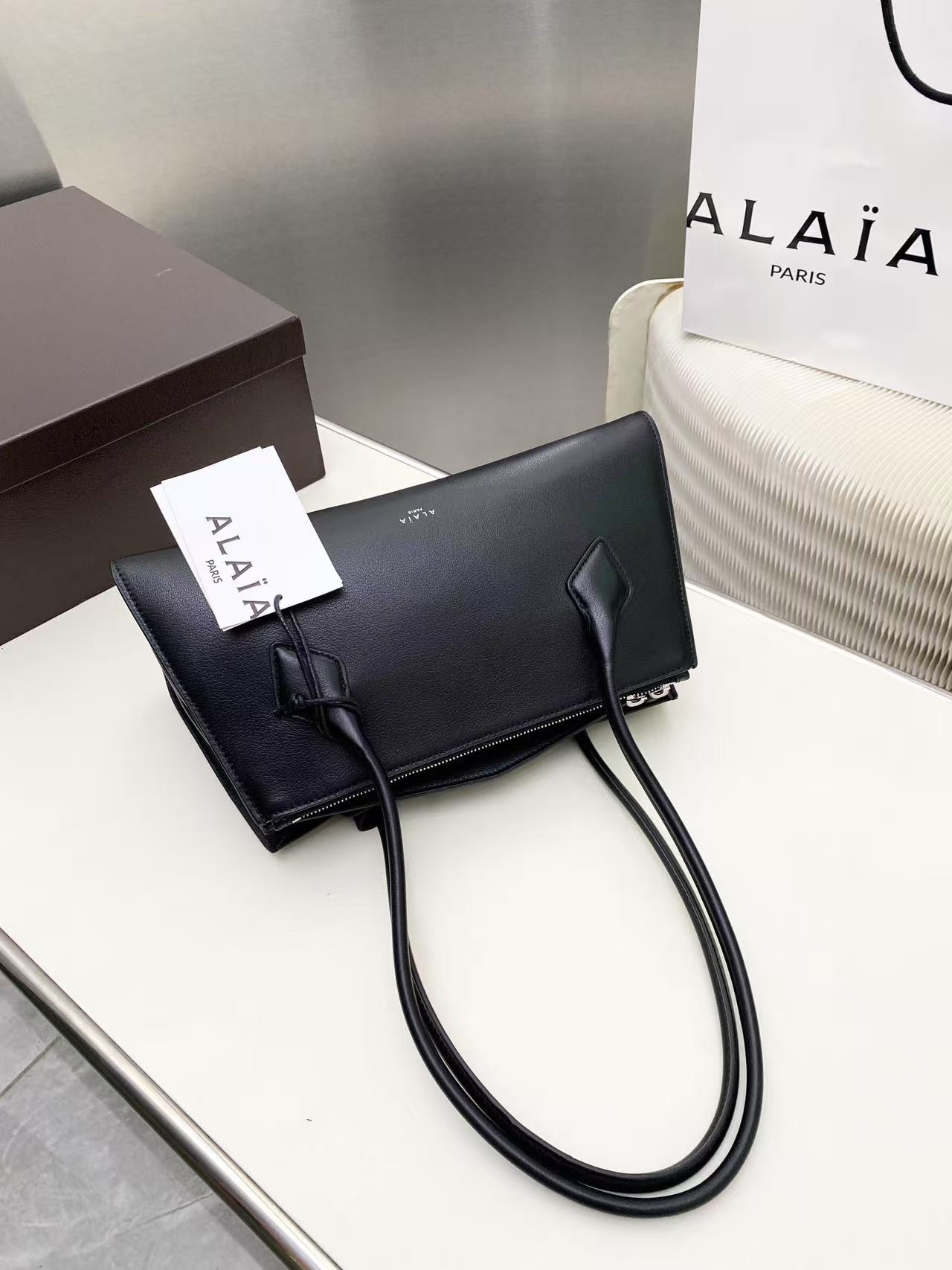 ALAÏA LE TECKE Small Double-Zip Bag 32x13x15cm