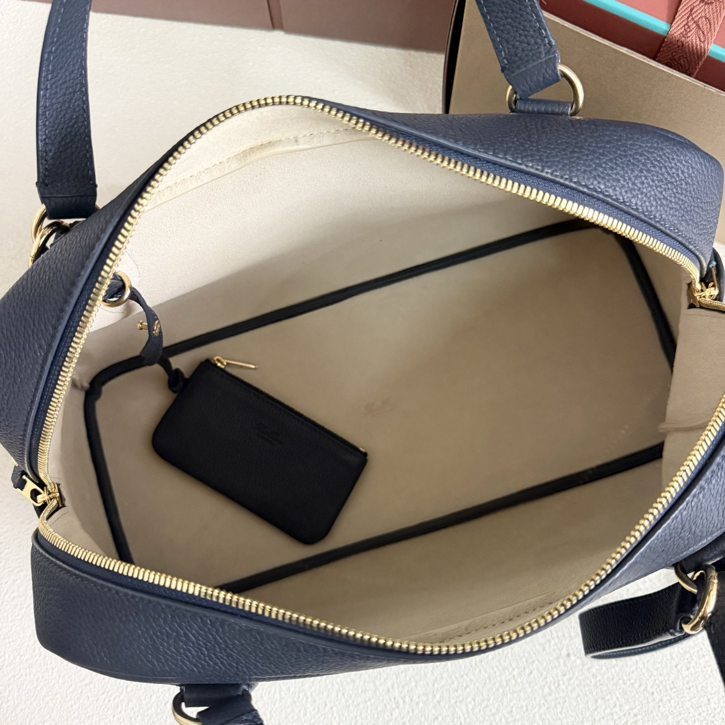 L**o p*ana needle deep royal blue 38x22x16cm