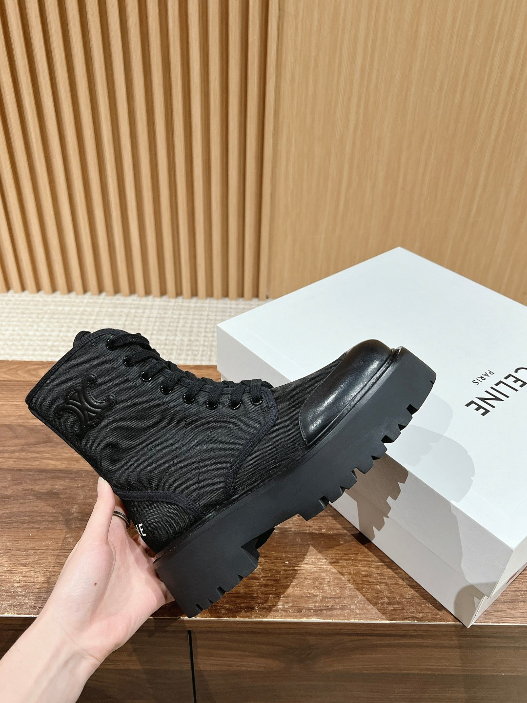 ua Ce**e bulky laced up boot in nylon and shiny bull 4.5cm heel
