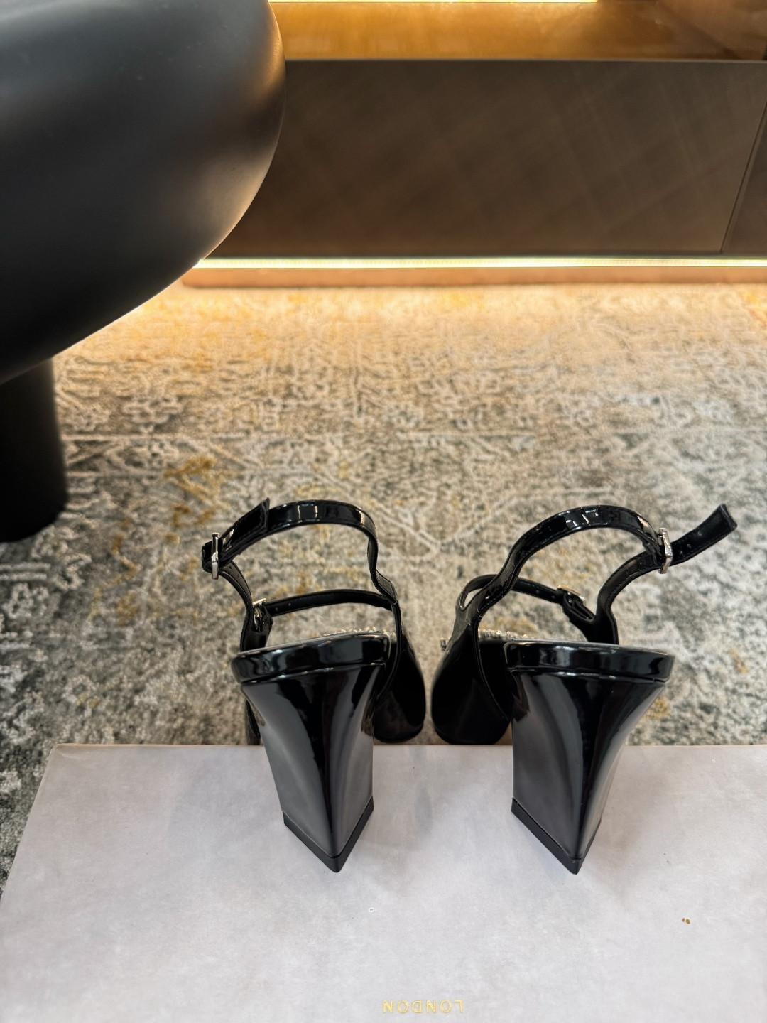 ua Ji*y Ch* belinda slingbacks 7cm