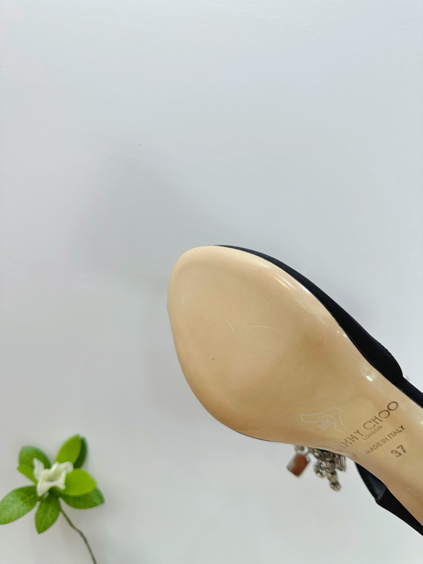 ua Ji*y Ch* verity glitter slingbacks 8.5cm