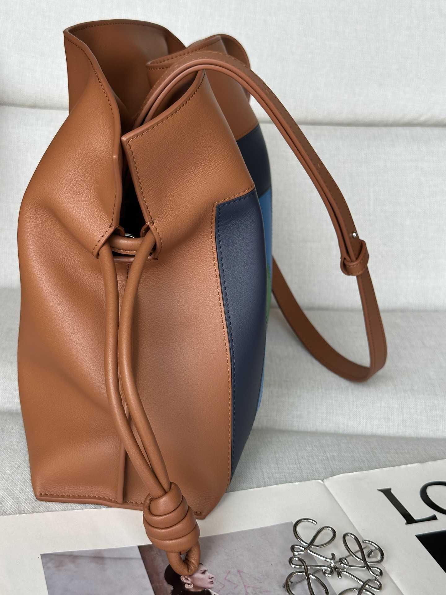 L0ew* x albers medium flamenco clutch in nappa calfskin 24.5x30x10.5cm