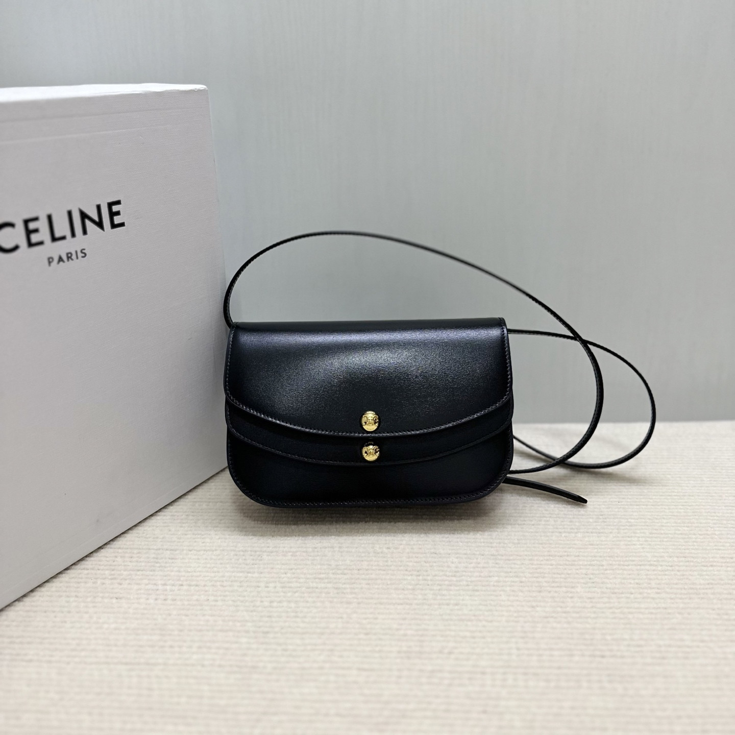 Ce**e duo wallet on strap in shiny calfskin 20x13x6cm