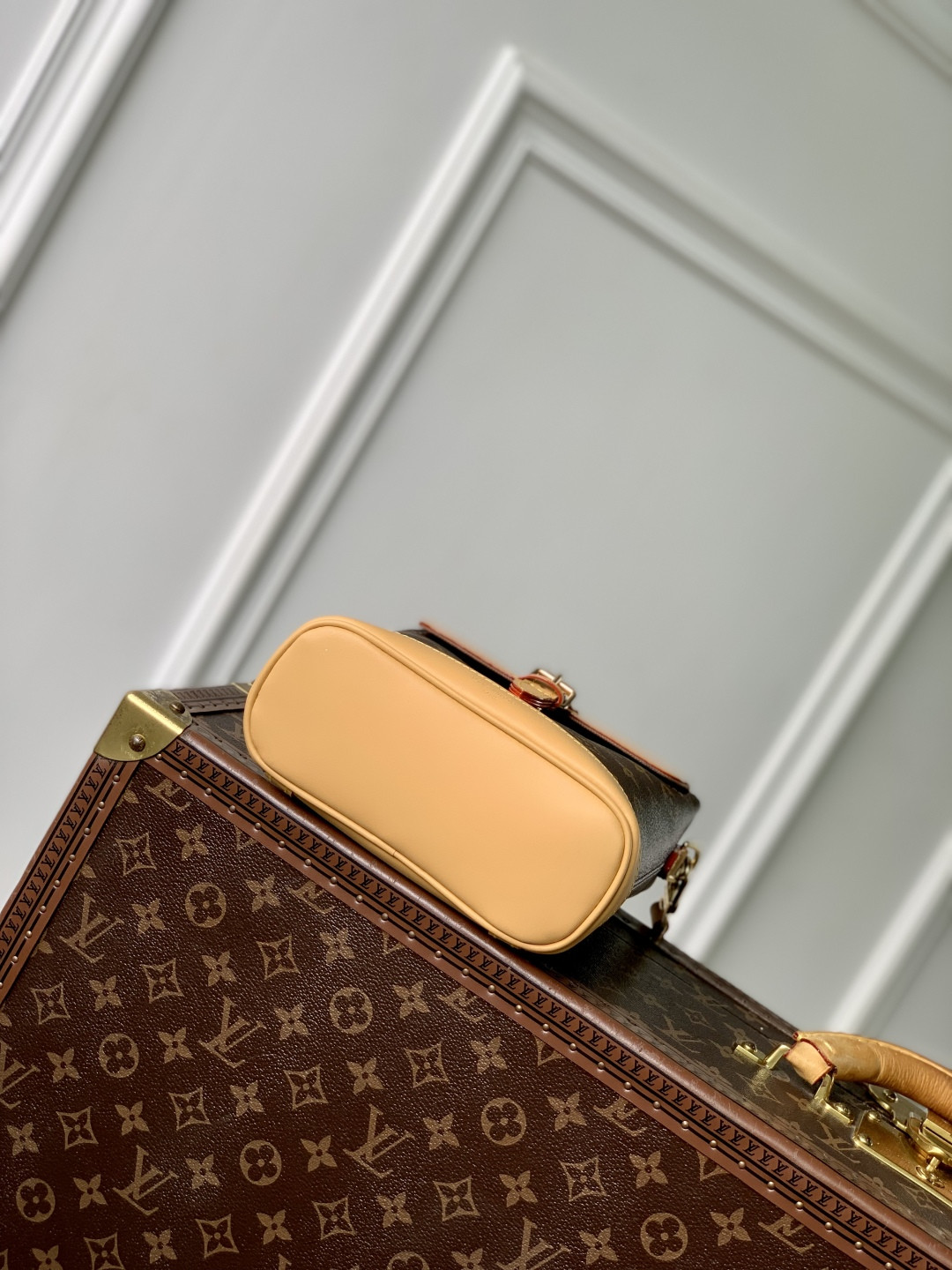 LV Soho Mini Backpacks M14651 17x23x8cm