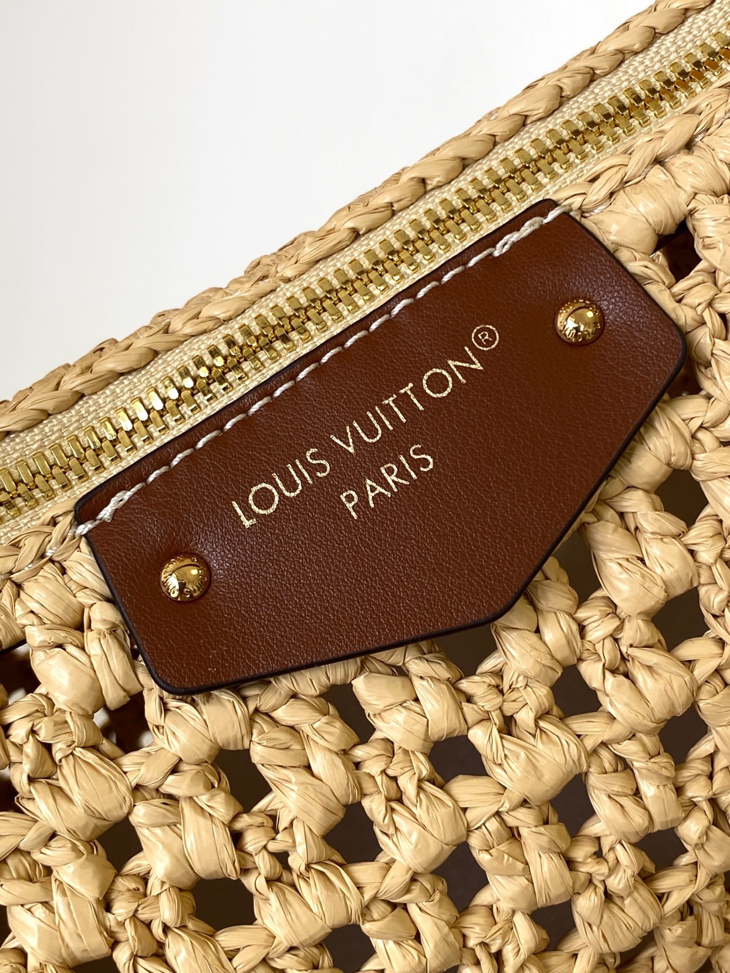 LV Hills Pochette M14304 18.5x11x6.5cm