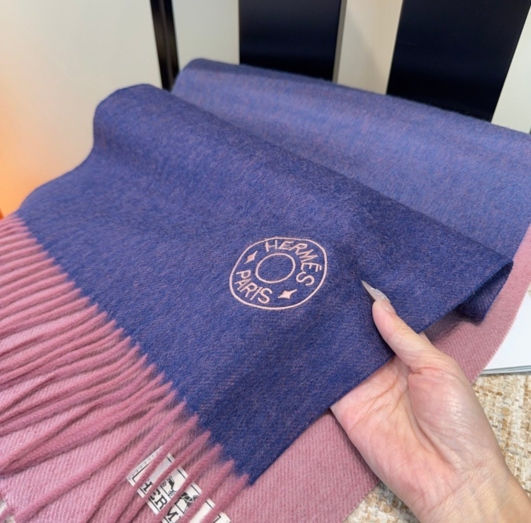 H**mes reversible scarf 30x185cm
