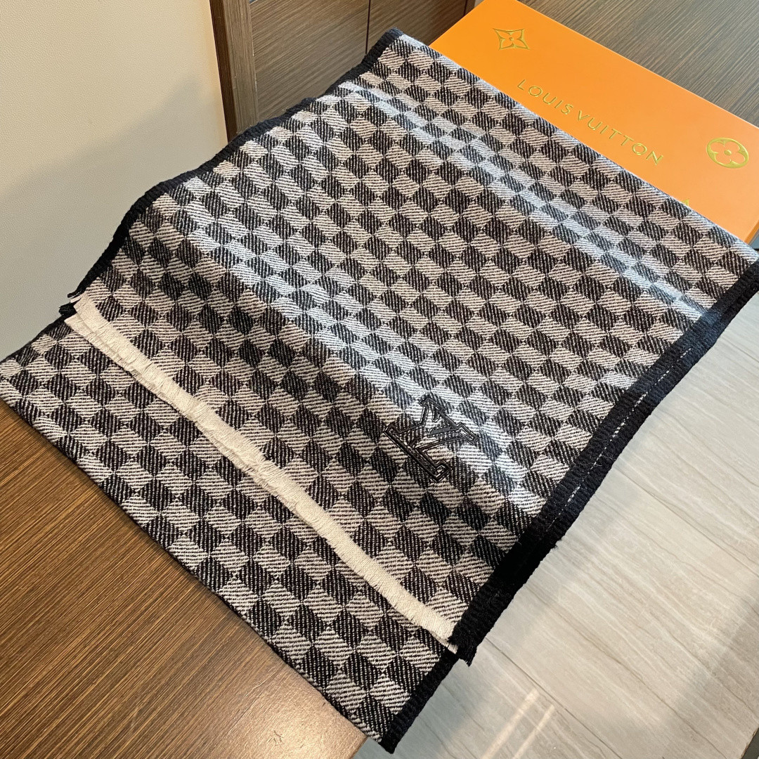 l0*is V*t0n checkered scarf 35x200cm 100% cashmere
