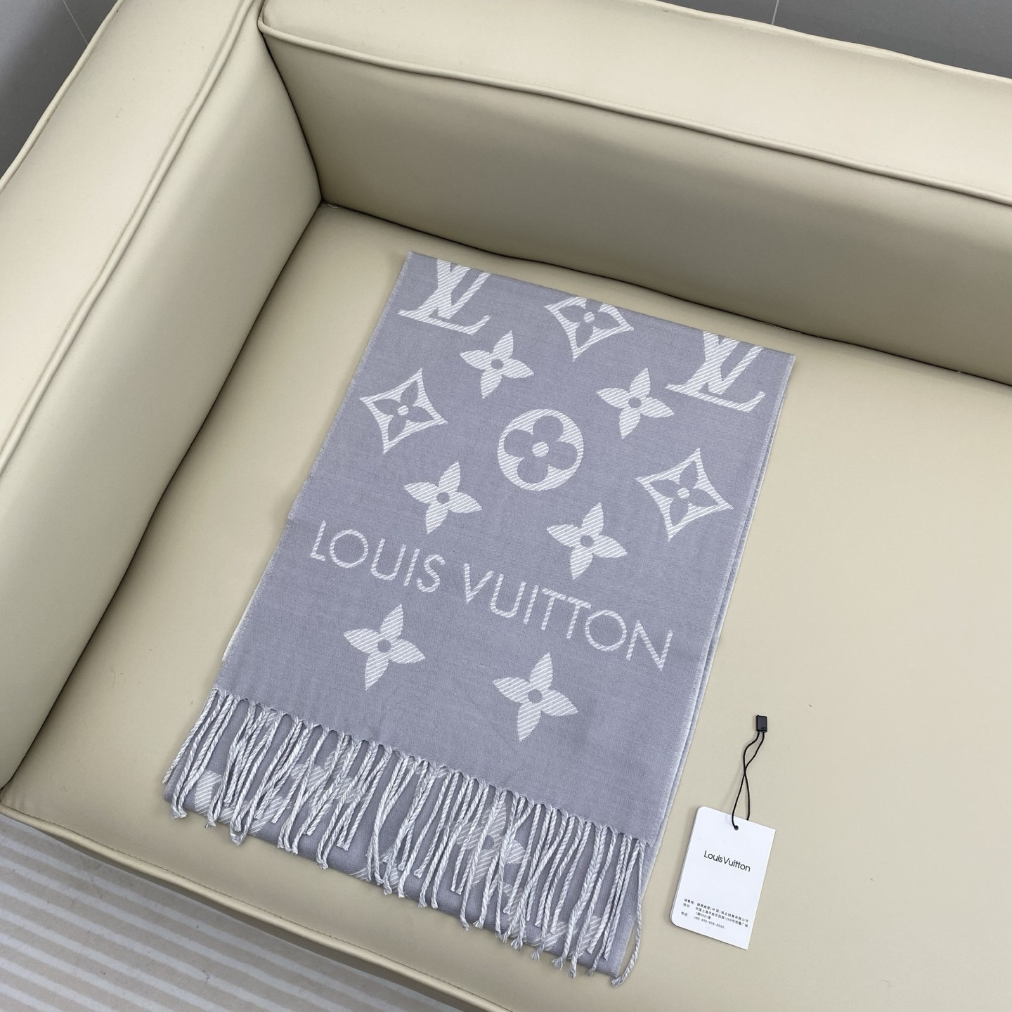 l0*is V*t0n scarf 34x186cm 100% sheep wool