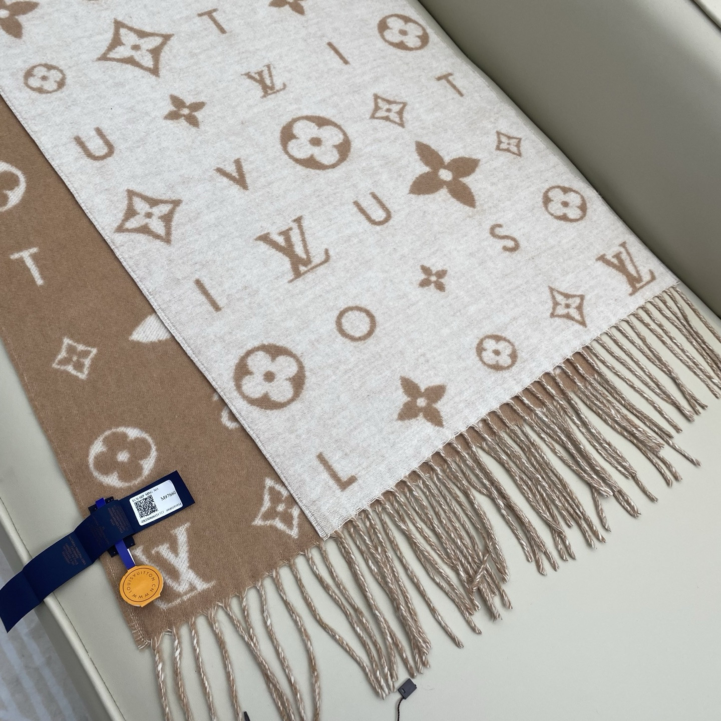 l0*is V*t0n reykjavik 2.0 scarf 40x220cm 100% cashmere
