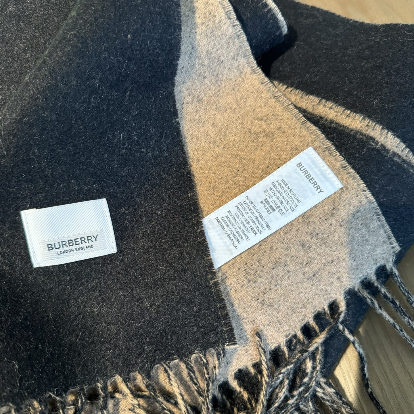 B**rry reversible ekd cashmere scarf 32x180cm 100% wool
