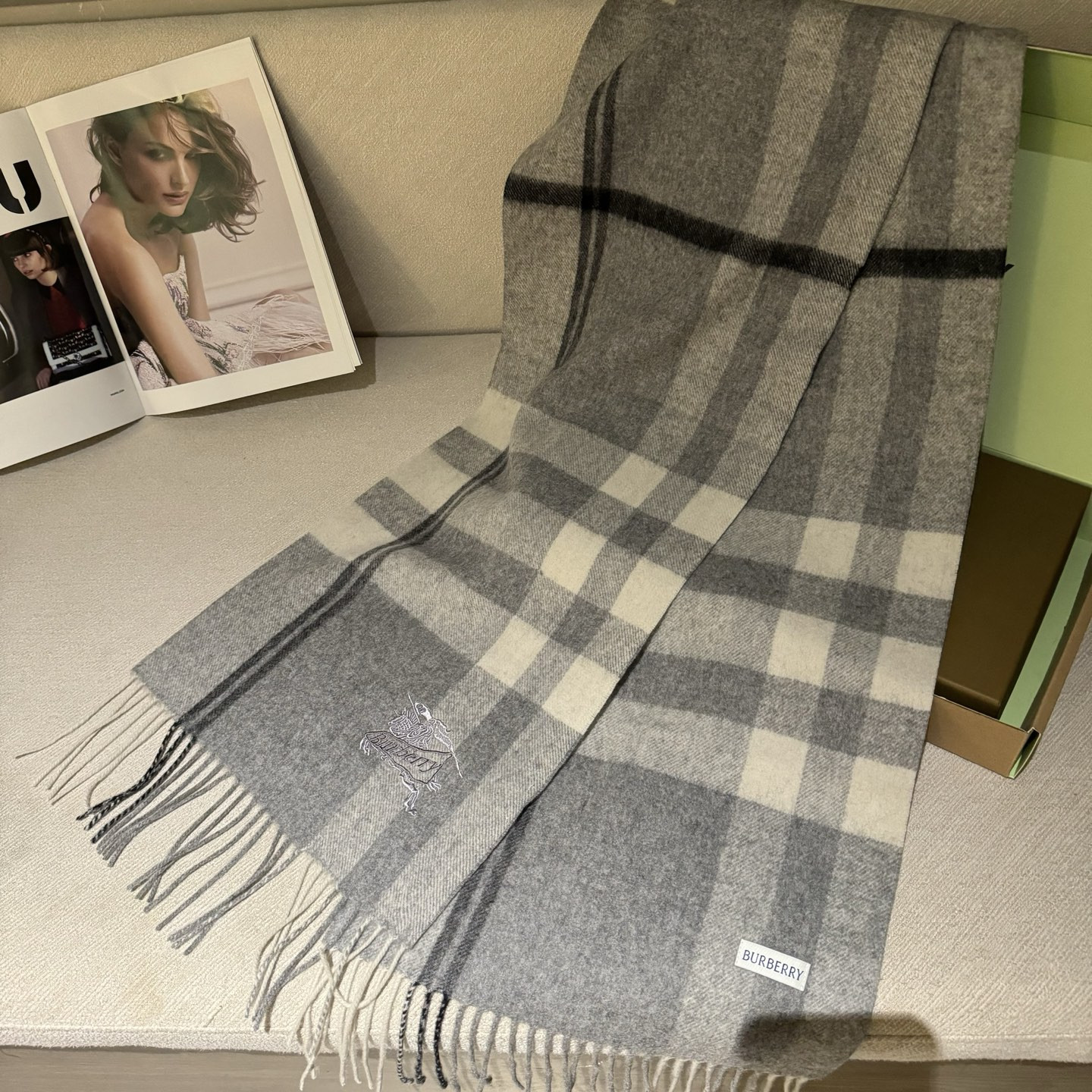 B**rry scarf 30x180cm 100% lambswool