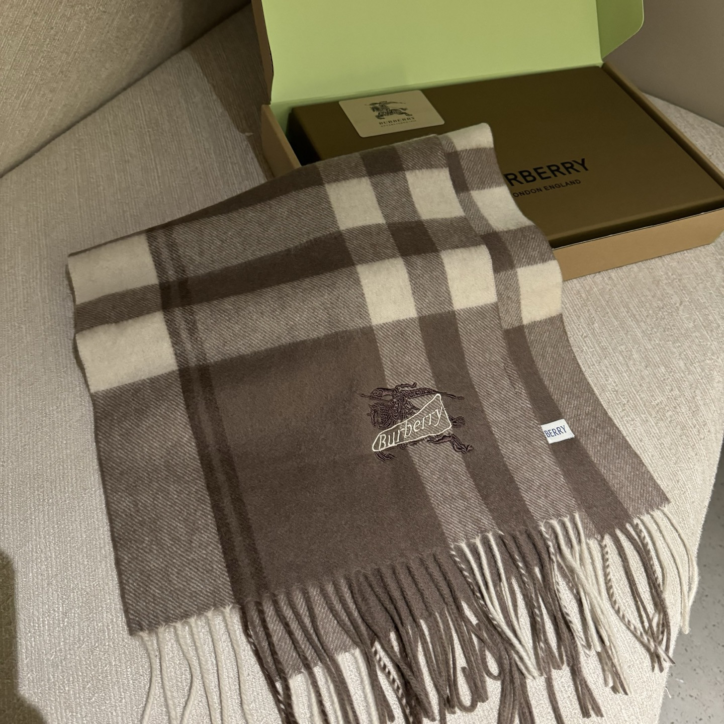B**rry scarf 30x180cm 100% lambswool